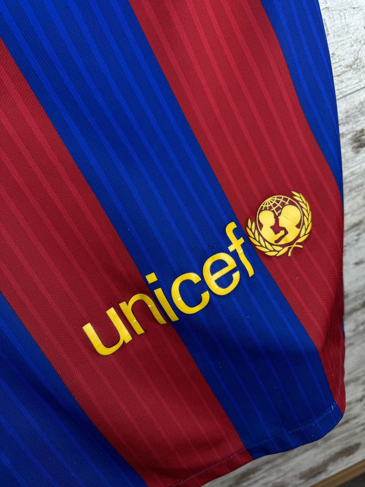 Nike Mens Vintage Nike FC Barcelona T-shirt soccer jersey y2k Size US M / EU 48-50 / 2 - 16 Thumbnail