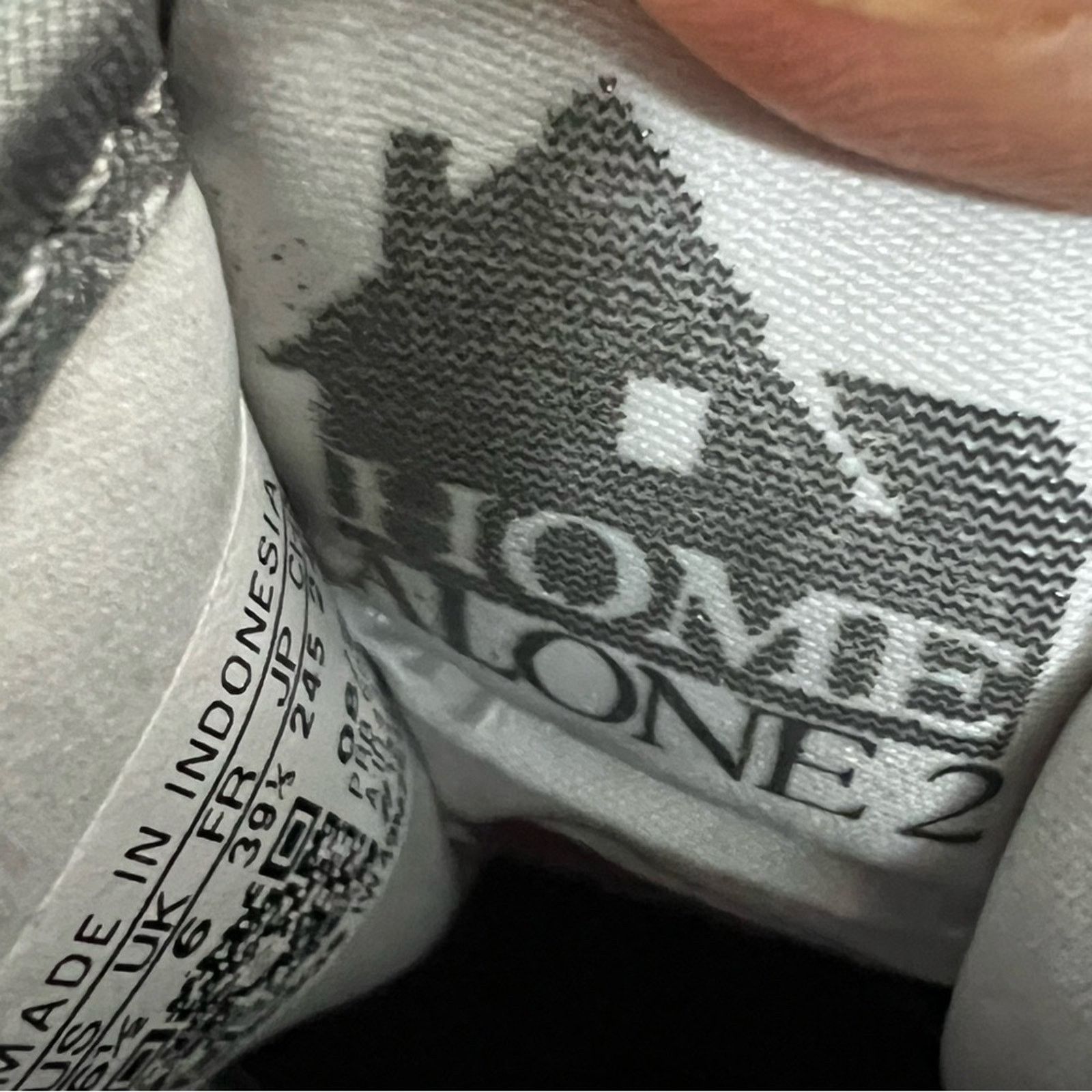 Adidas Adidas Men's Forum 84 Low Home Alone 2 “Pigeon Lady” ID4328 Size US 6.5 / EU 39-40 - 13 Thumbnail