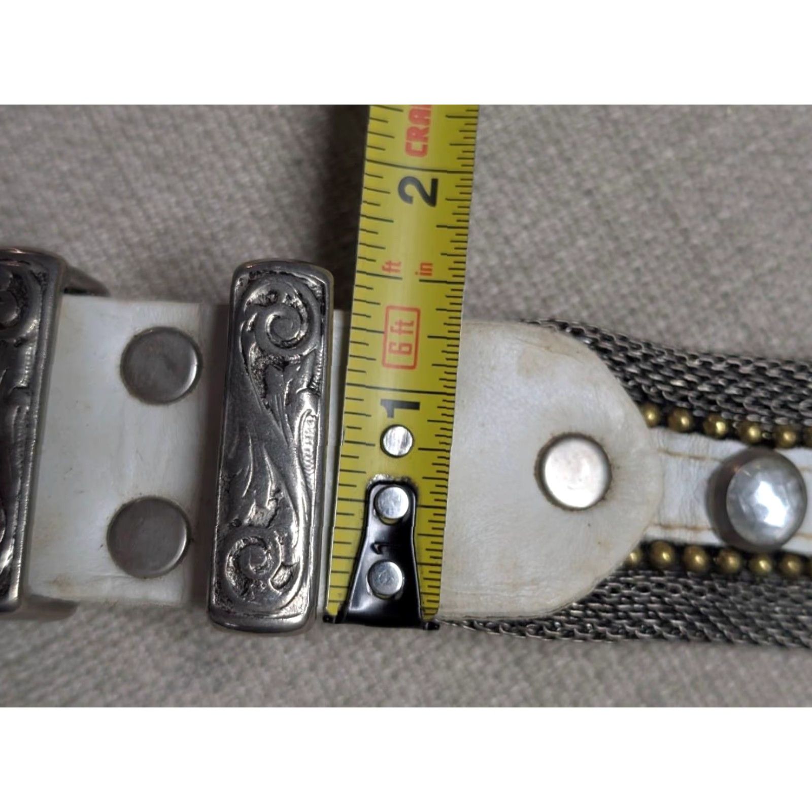 Vintage VINTAGE belt western studded white leather 30 size 30 silver Size 30 - 6 Thumbnail
