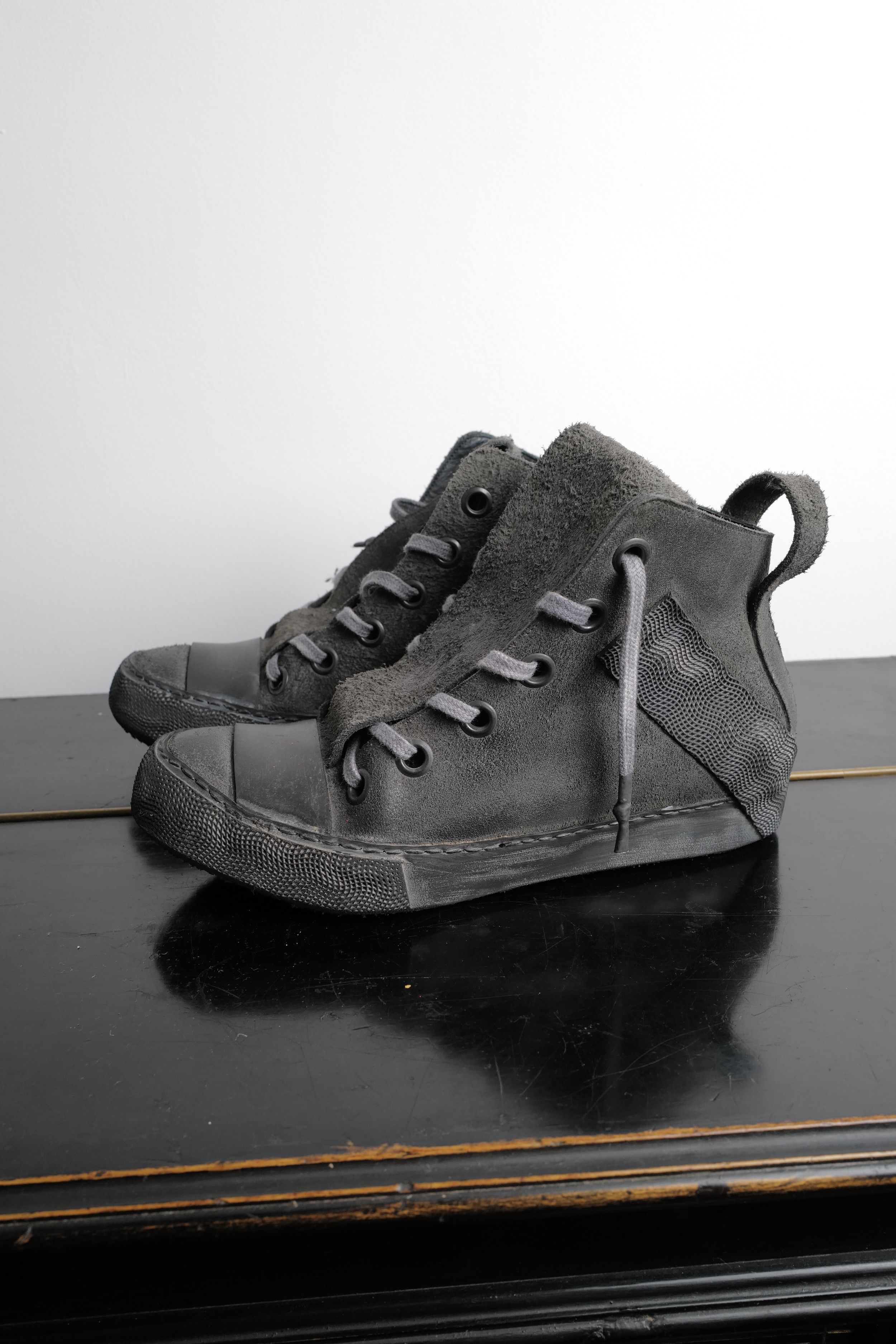 Other NUBUK LEATHER RUBERISED SHOES Size US 7 / EU 40 - 7 Thumbnail