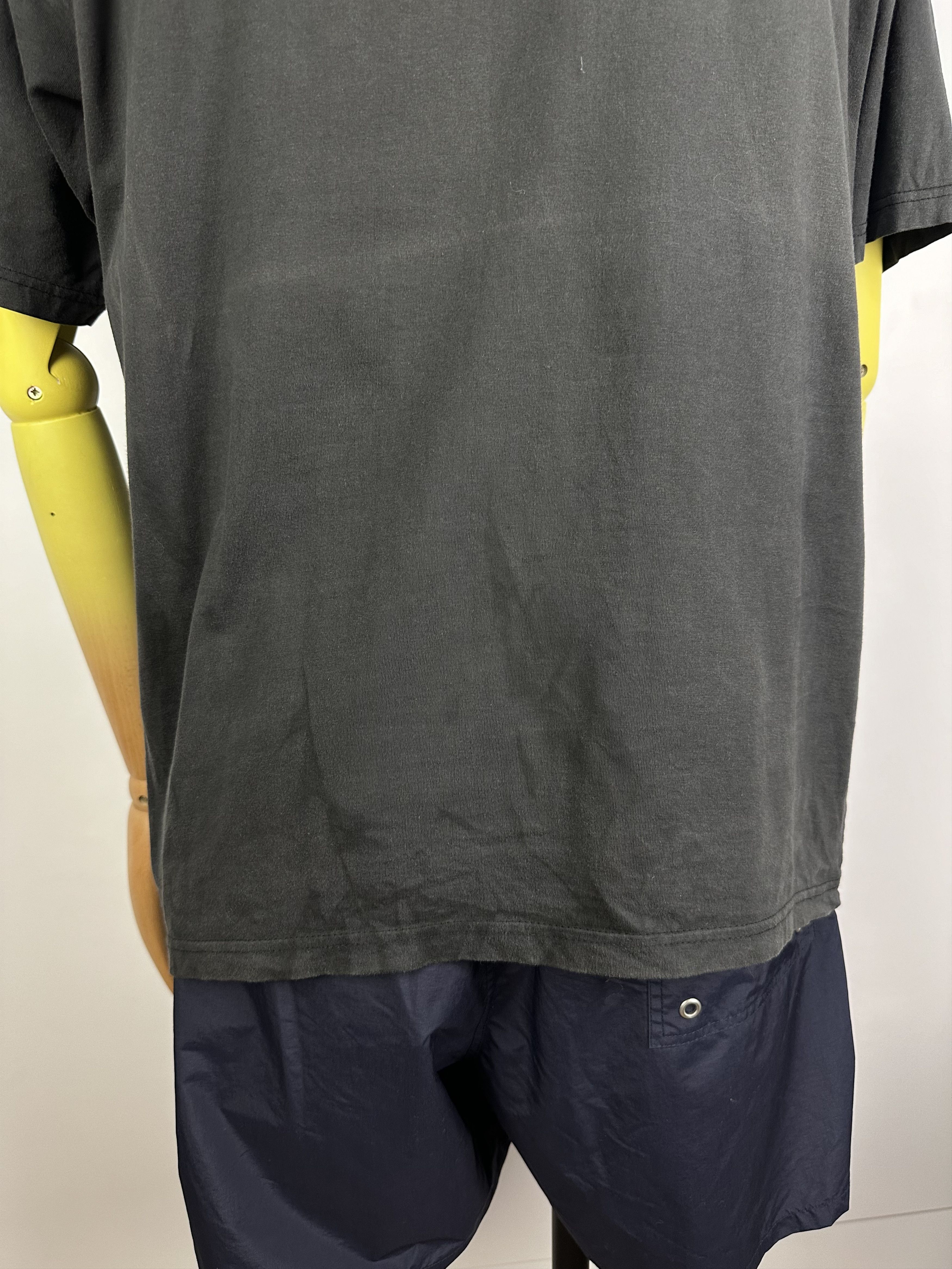 Vintage Queen 1996 Let Me Live T Shirt Grey Size L Men Vintage Size US L / EU 52-54 / 3 - 8 Thumbnail