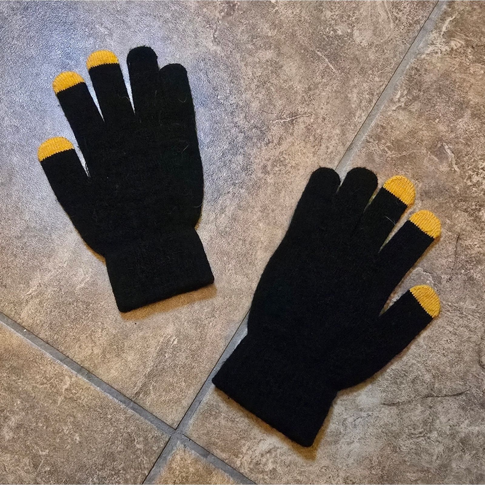 Other Black | THE HAUNTED HALF | Winter Glove Size ONE SIZE - 2 Thumbnail