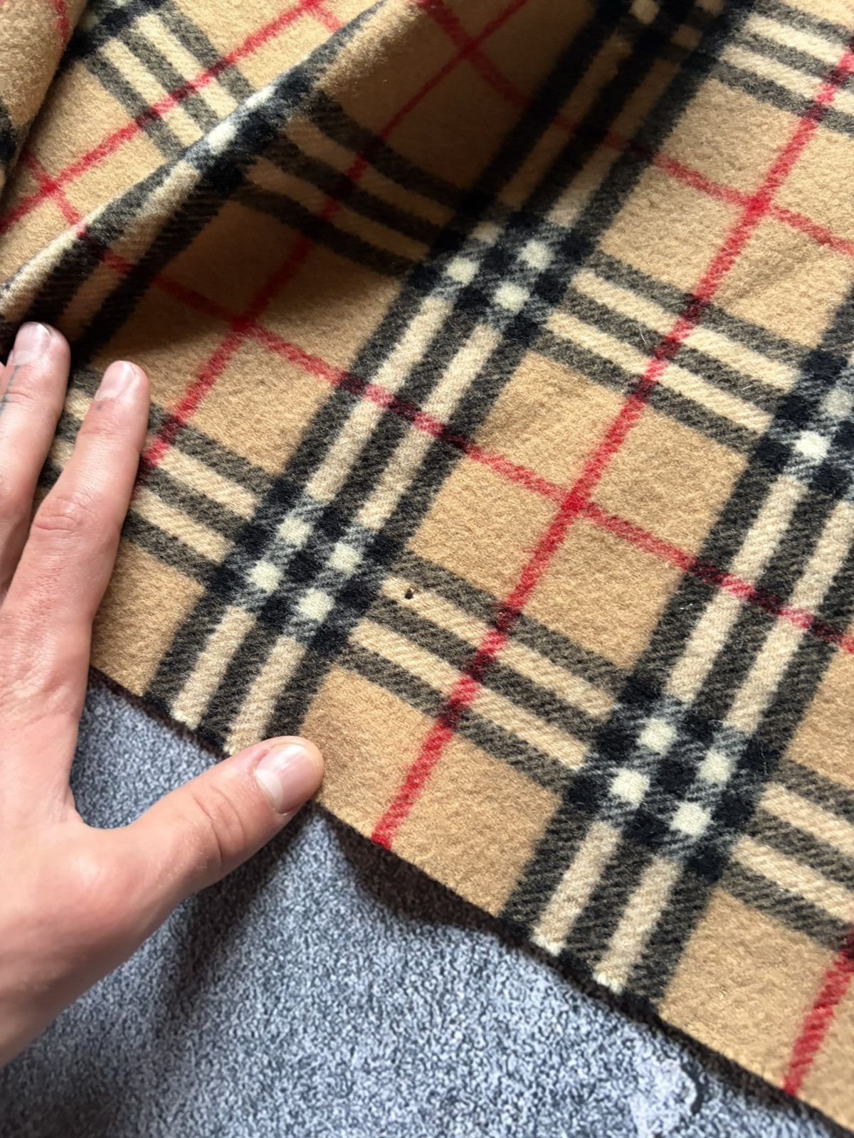 Burberry Vintage Burberrys Scarf/Muffler/Neckwear Size ONE SIZE - 5 Thumbnail