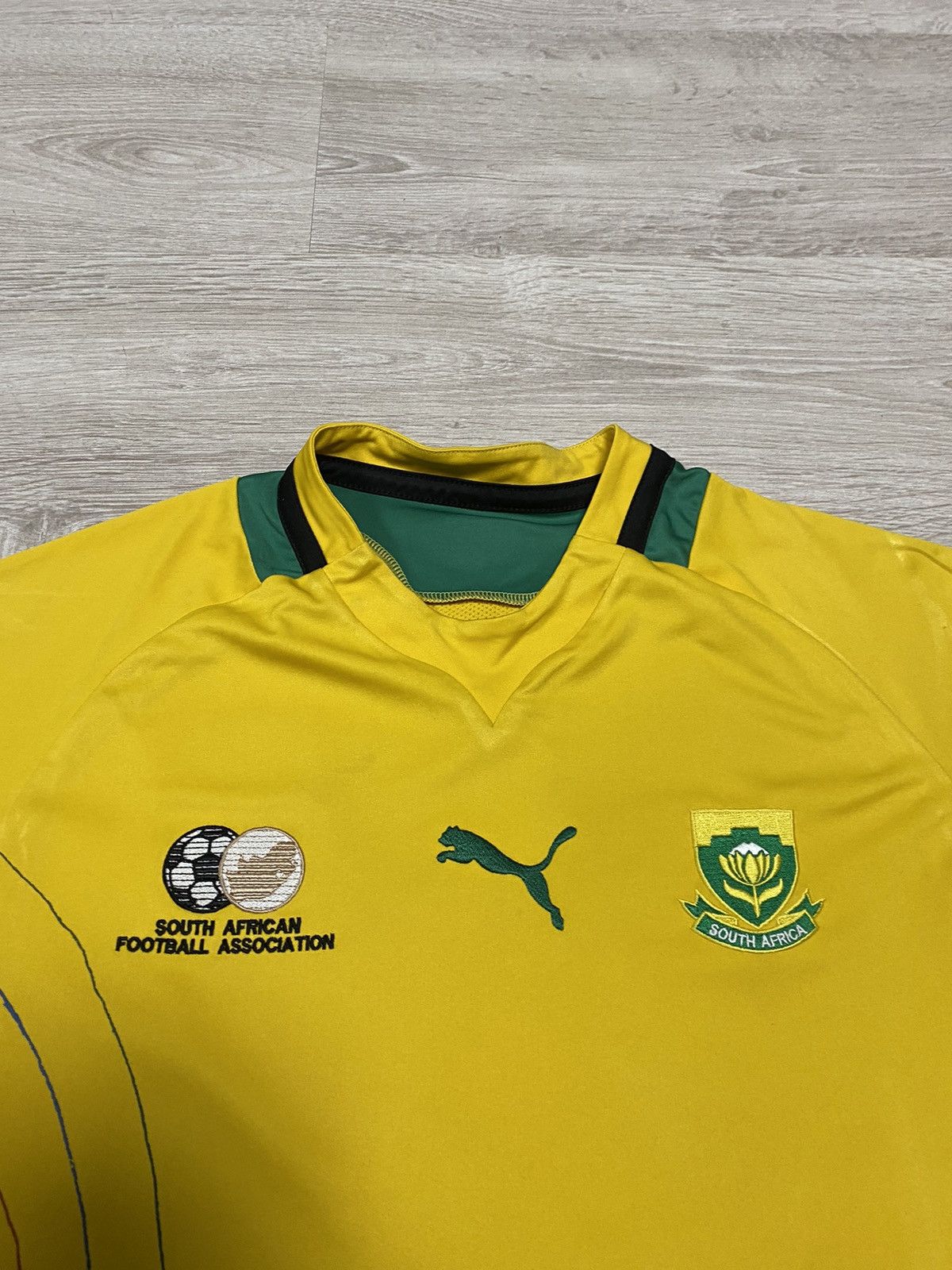 Puma SOUTH AFRICA 2012/13 HOME FOOTBALL SHIRT SOCCER JERSEY PUMA Size US S / EU 44-46 / 1 - 2 Thumbnail