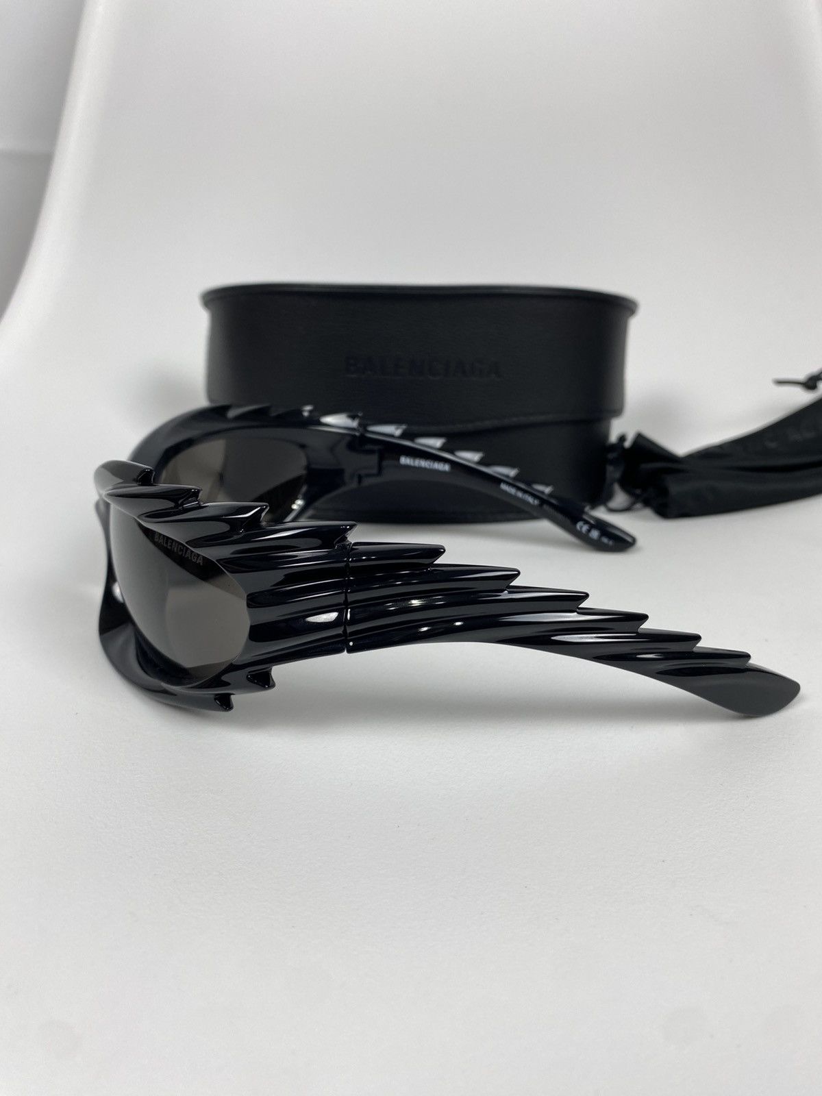 Balenciaga Balenciaga Spike Rectangle Sunglasses New BB0255S Size XL Size ONE SIZE - 6 Thumbnail