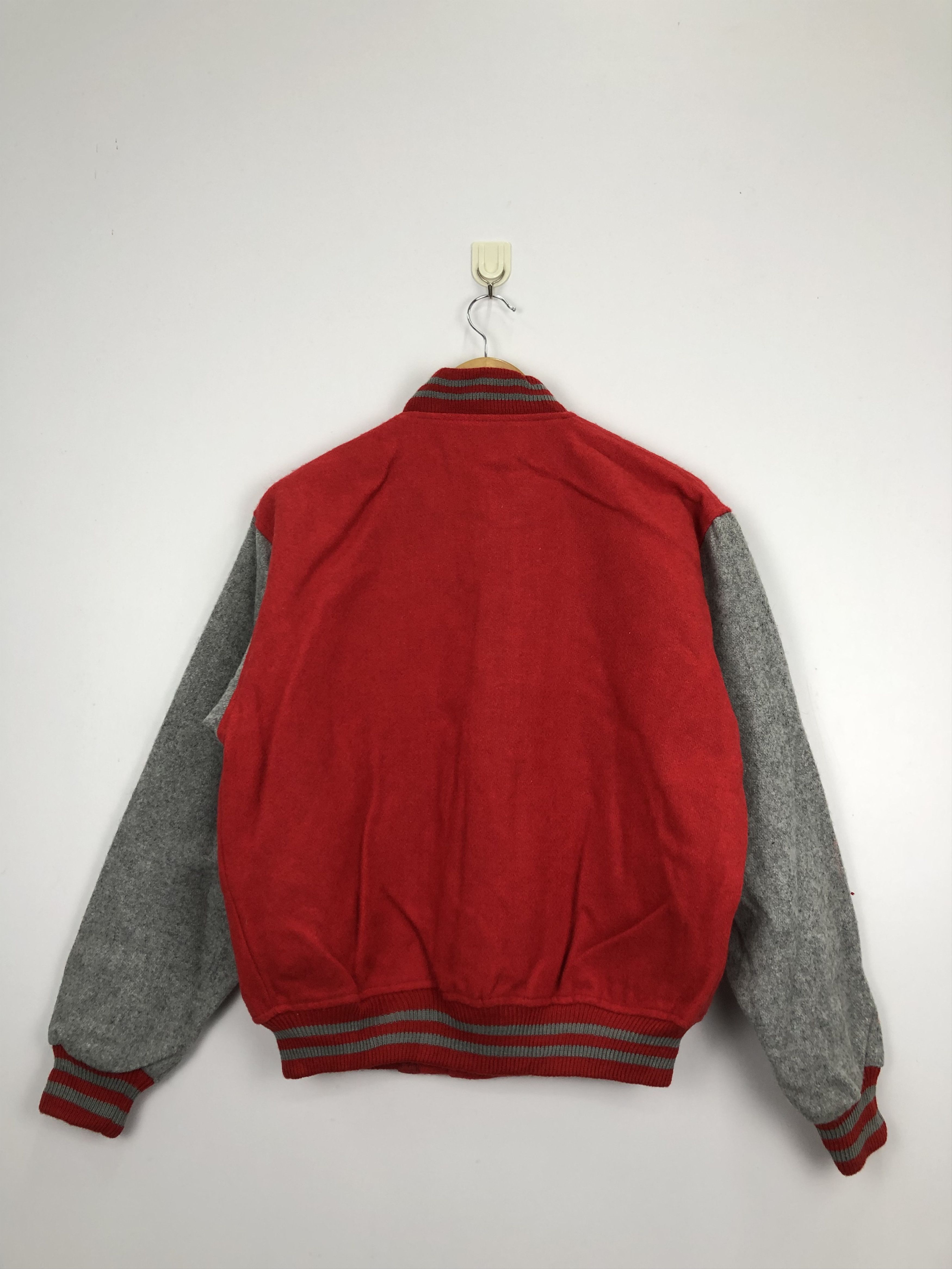 Japanese Brand Vintage Japanese Brand Wool Red Varsity Jacket V0331 Size US M / EU 48-50 / 2 - 2 Thumbnail