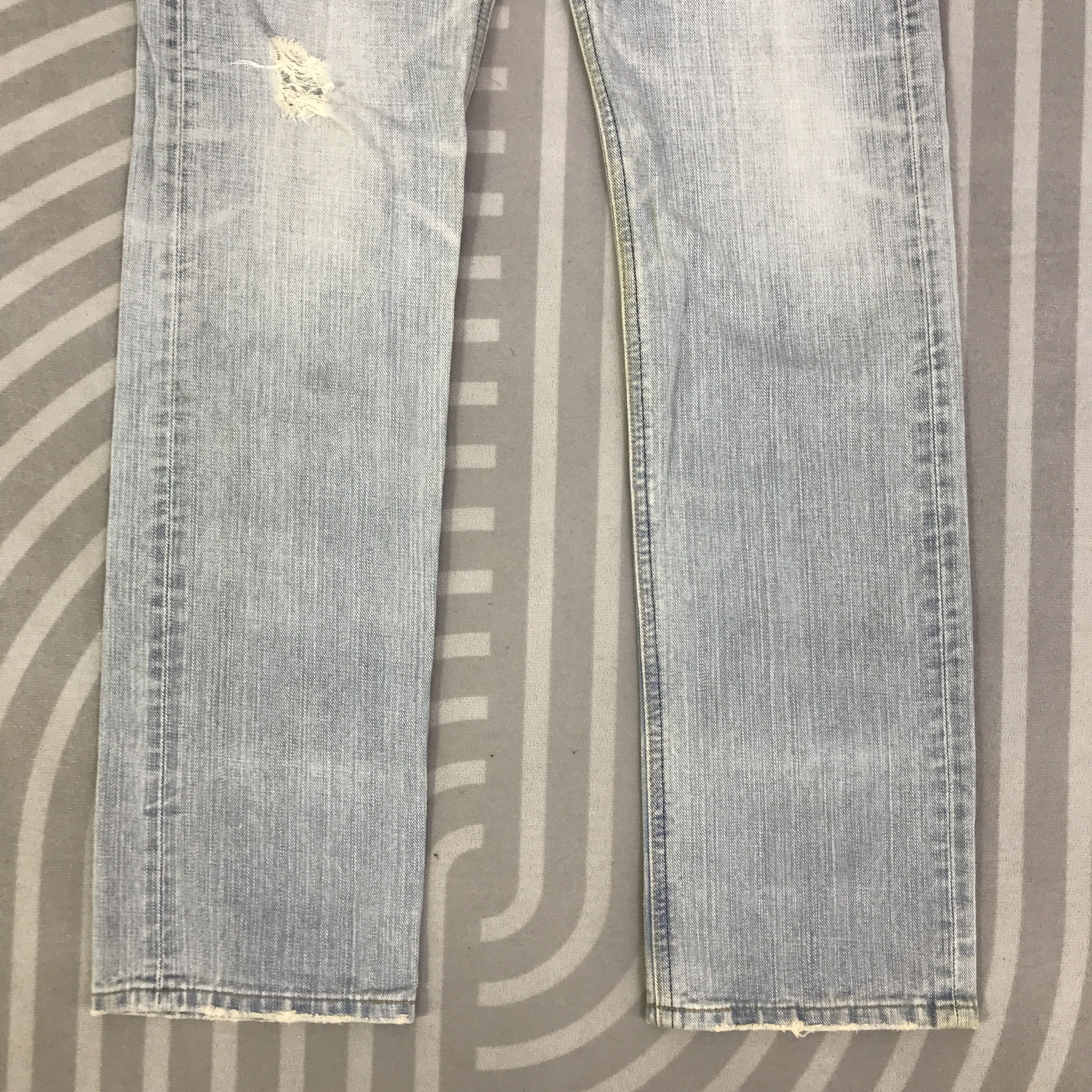 Lee Vintage Lee Jeans light wash denim K74B12 Size US 26 / EU 42 - 3 Thumbnail