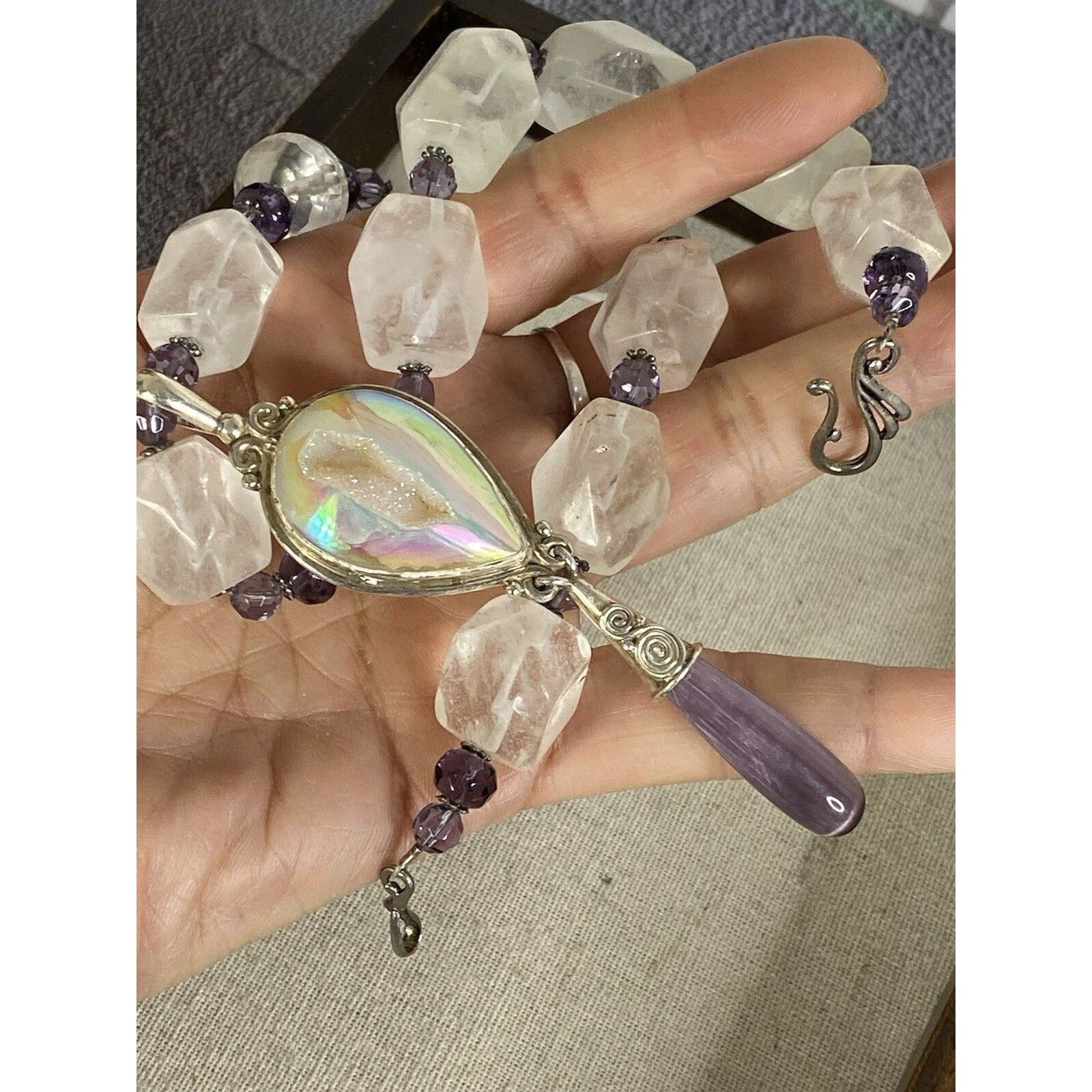The Unbranded Brand SAJEN 925 STATEMENT PURPLE Catseye & DRUZY QUARTZ NECKLACE Size ONE SIZE - 11 Thumbnail