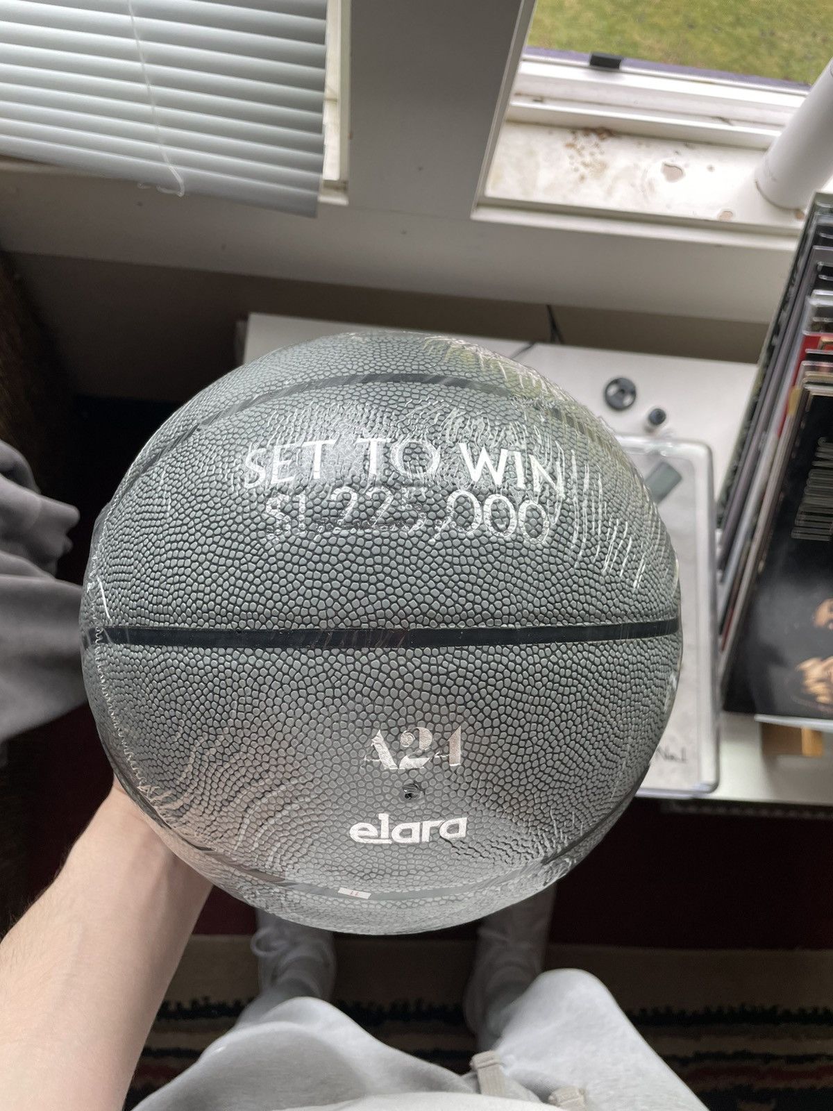 A24 Uncut Gems Game Winning Basketball Size ONE SIZE - 2 Thumbnail