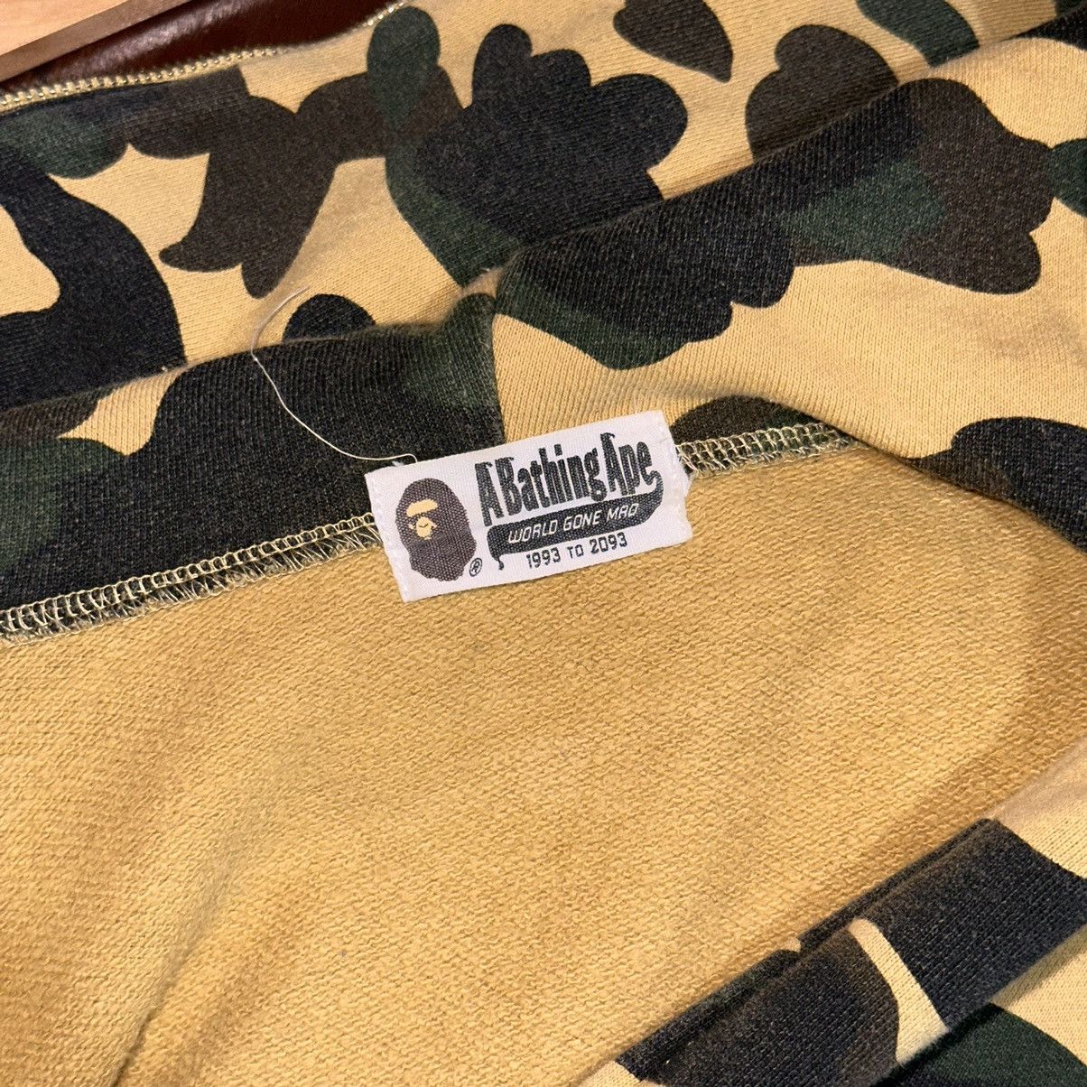 Bape 1st Camo Shark Full Zip Hoodie Size US S / EU 44-46 / 1 - 5 Thumbnail