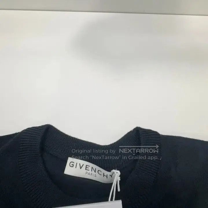 Givenchy Givenchy Men's Round-Neck Comfort Knit Sweater. Size US XS / EU 42 / 0 - 6 Thumbnail