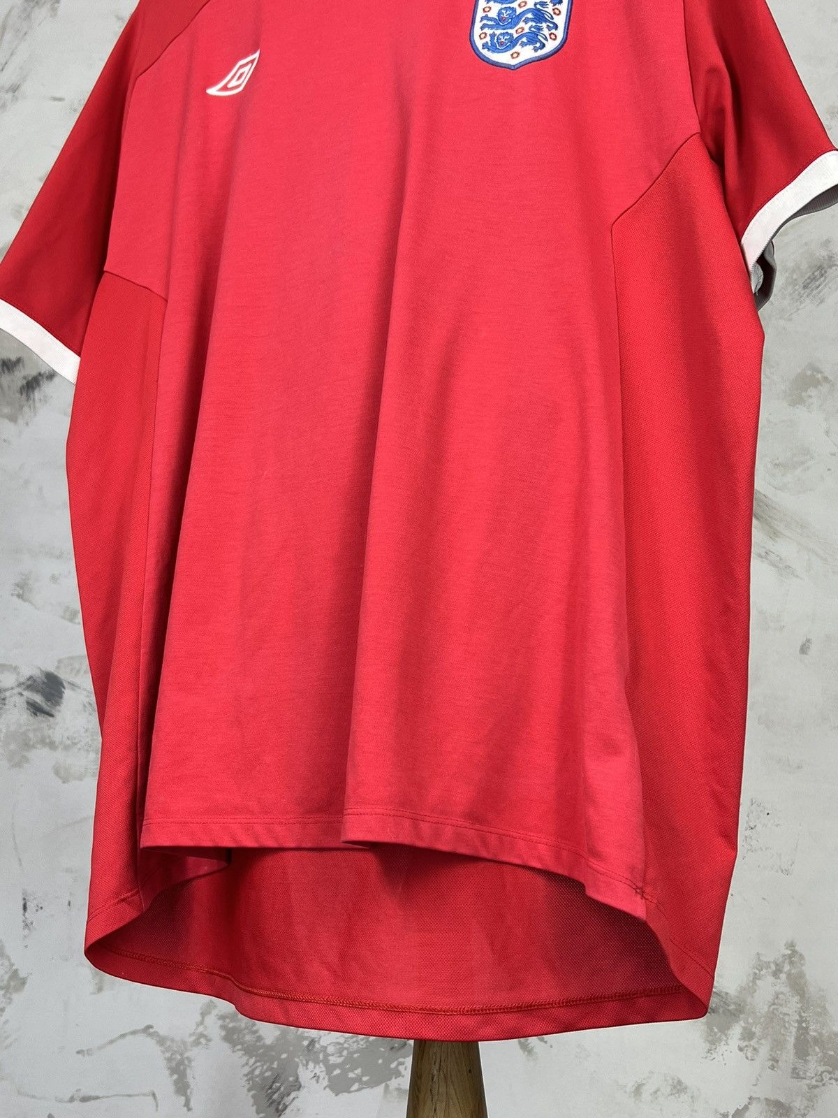 Umbro Vintage Umbro England Jersey Shirt Size M - L 50 Size US L / EU 52-54 / 3 - 4 Thumbnail