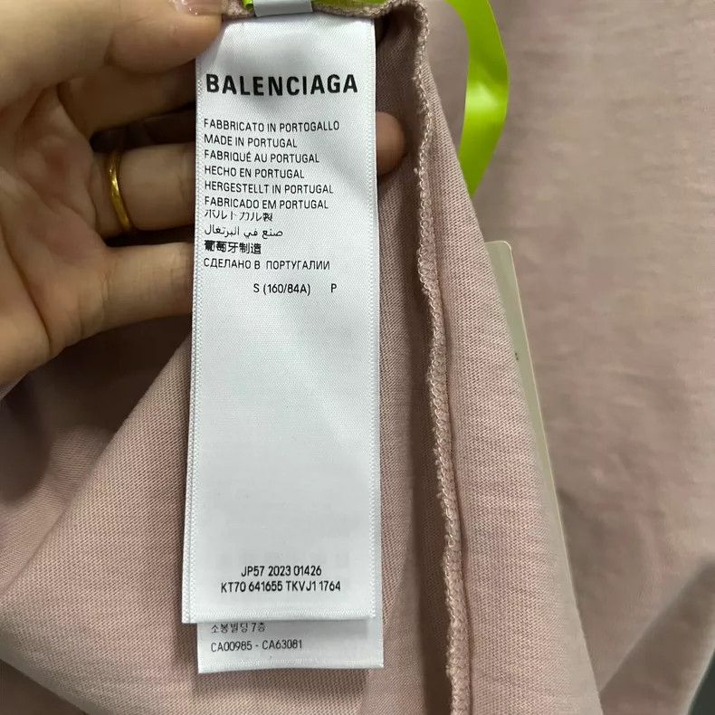 Balenciaga Balenciaga Pink Embroidered Logo Short Sleeve Size US S / EU 44-46 / 1 - 4 Thumbnail