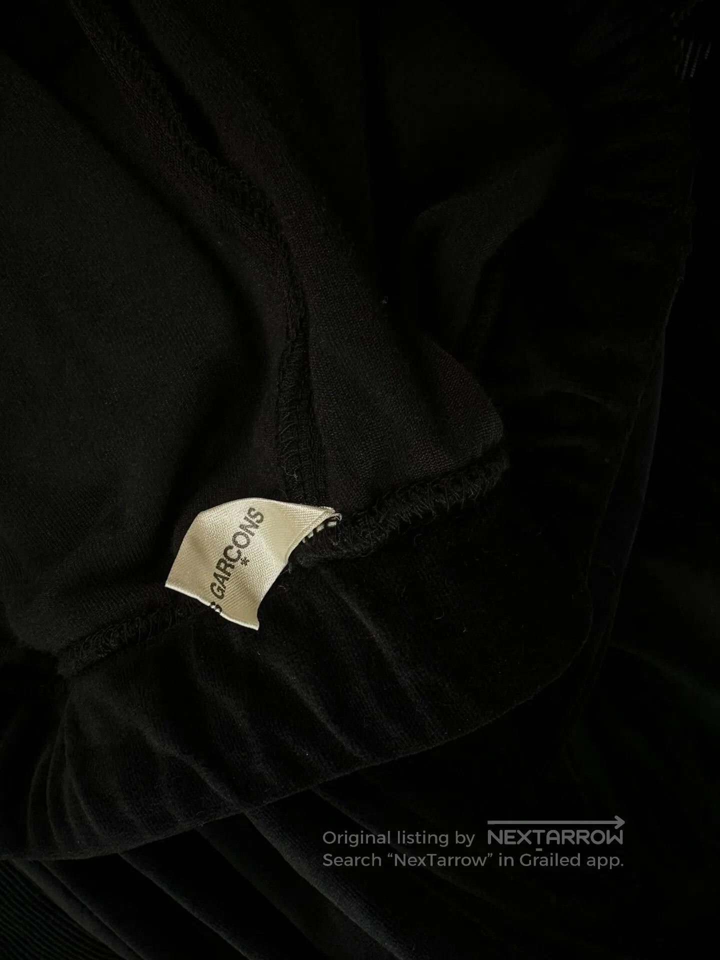 Comme des Garcons black velvet wide-leg pants from comme des garcons. Size 28" / US 6 / IT 42 - 4 Thumbnail