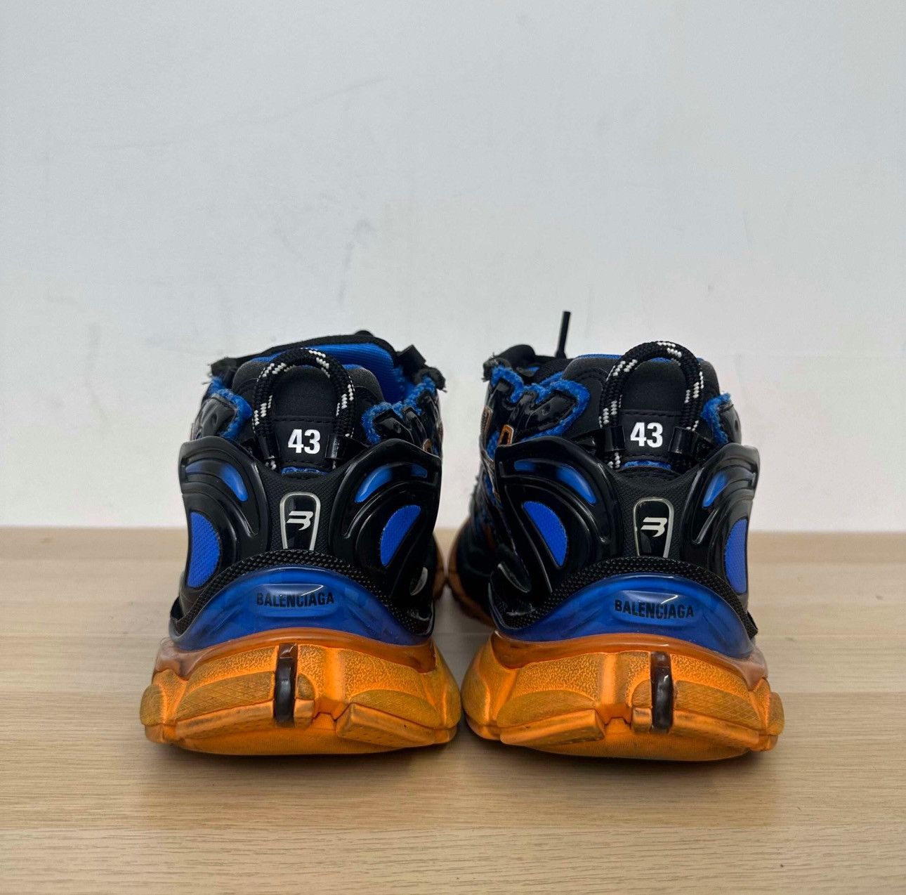 Balenciaga Balenciaga Runner Sneakers Size US 10 / EU 43 - 4 Thumbnail