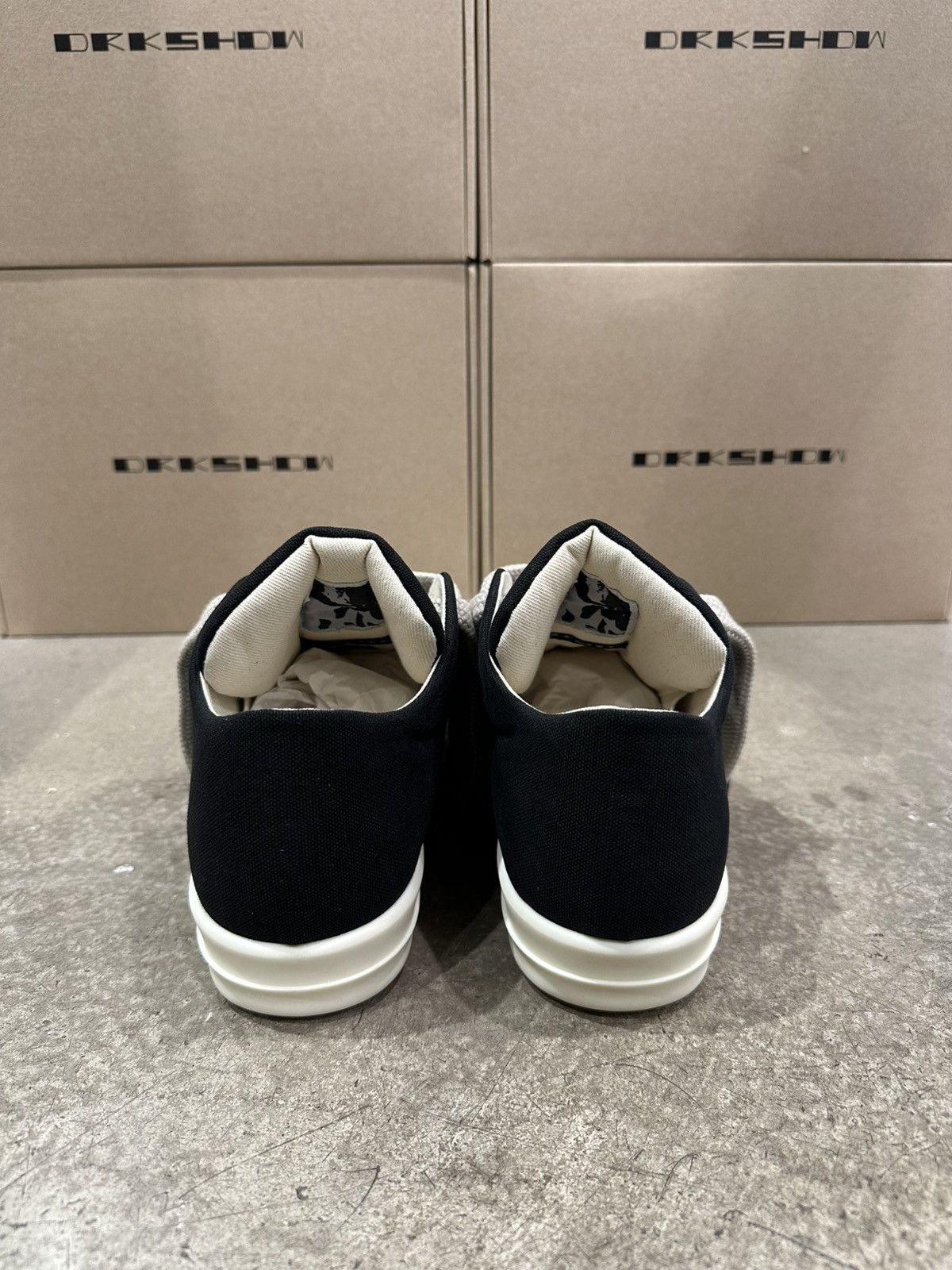 Rick Owens Drkshdw RICK OWENS - DRKSHDW Jumbo Lace Puffer Canvas Low Black Milk Size US 9 / EU 42 - 4 Thumbnail