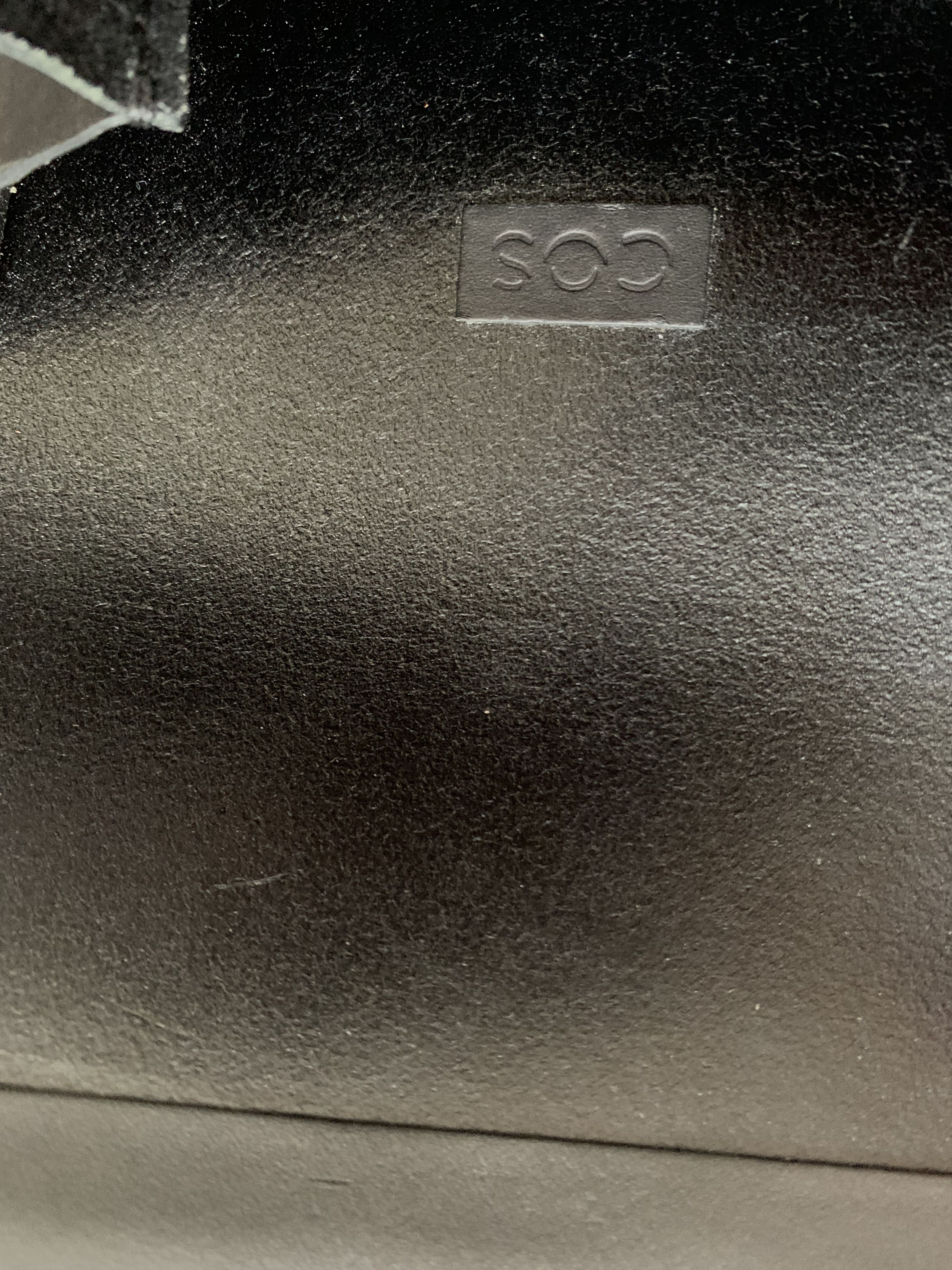 Cos COS Black Leather Crossbody Bag Size ONE SIZE - 5 Thumbnail