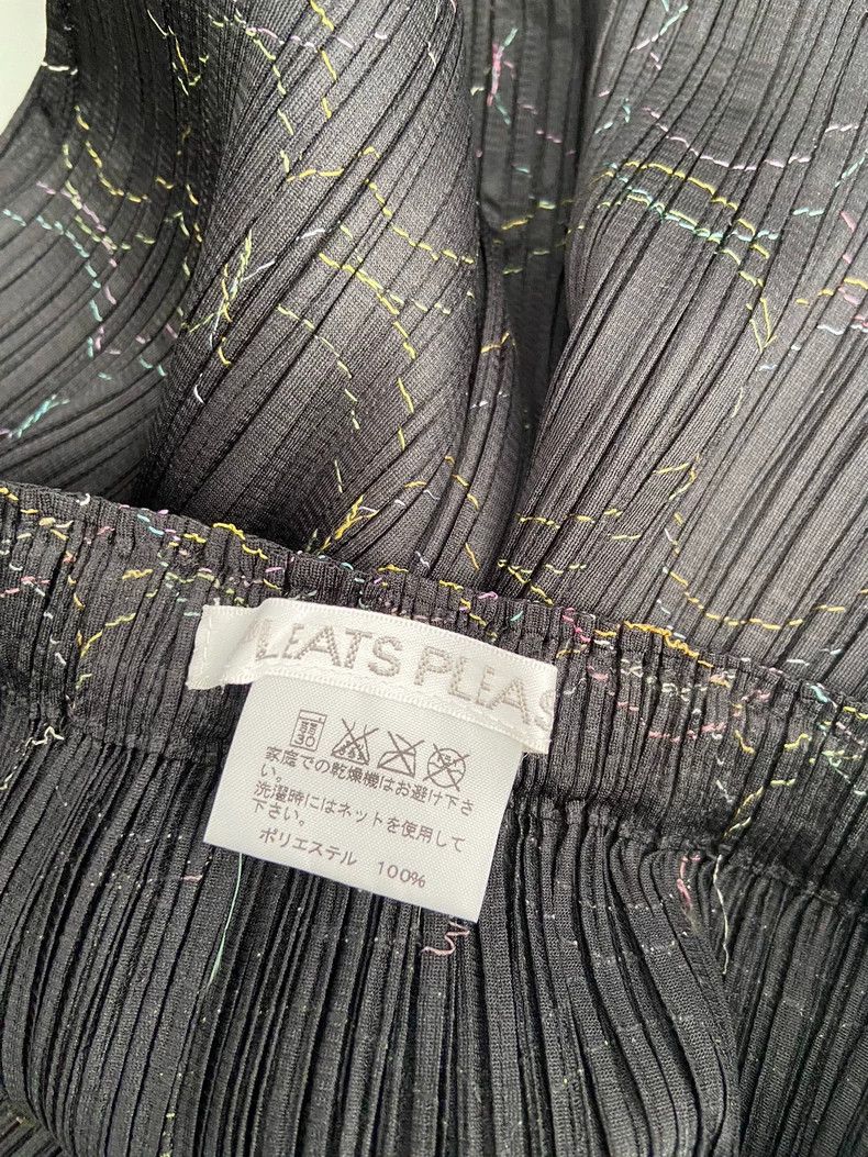 Issey Miyake Issey Miyake size:2 Colorful embroidered circle skirt Size 22" - 5 Thumbnail