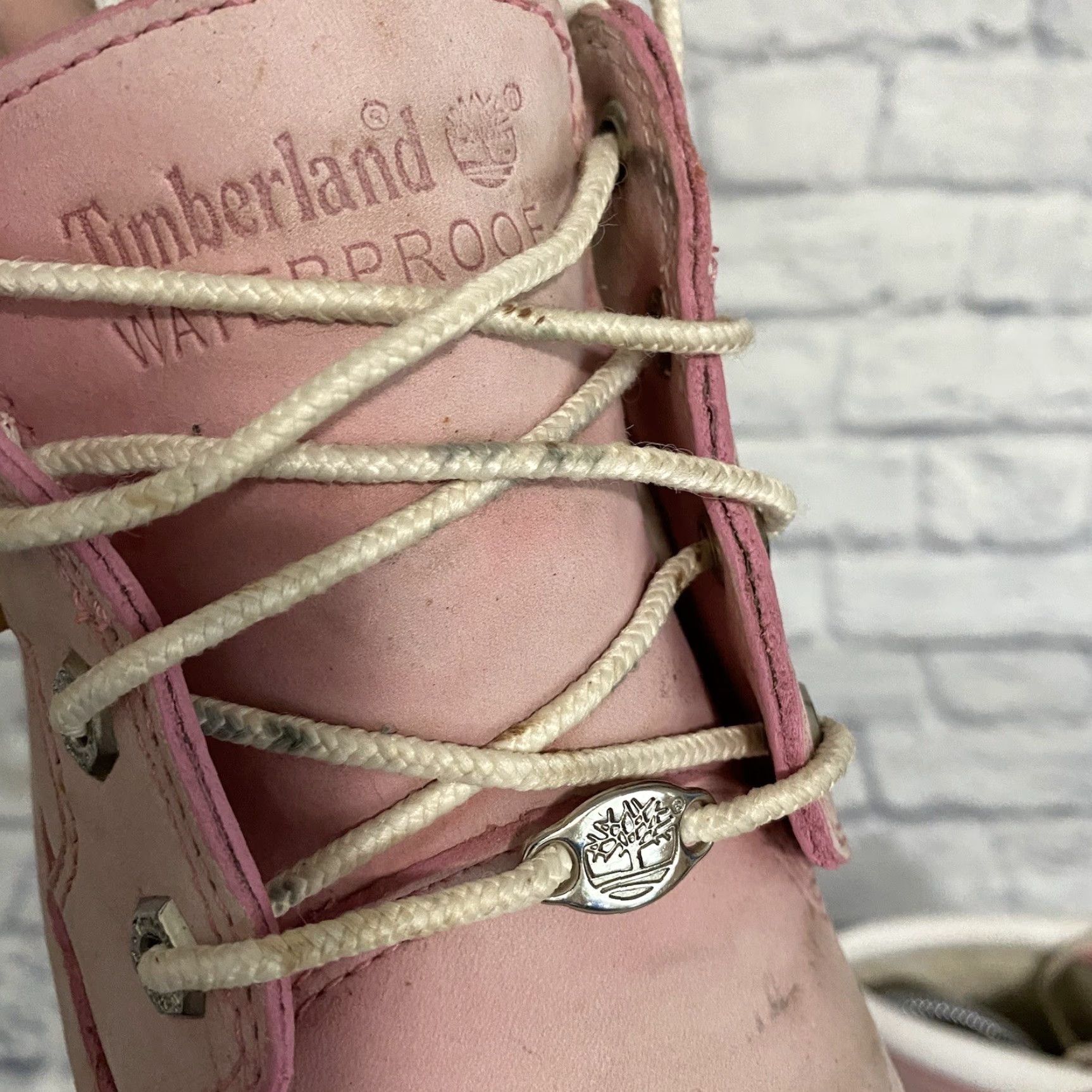 Timberland TIMBERLAND Nellie Pink Nubuck Leather Waterproof Chukka Boots Sz 7.5 Women Boots Mid-Calf Waterproof Size US 6 / IT 36 - 7 Thumbnail