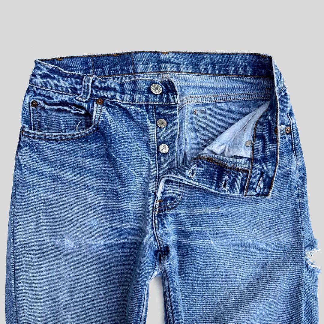 Levi's × Vintage Levi’s 1980s Vintage Red Tab Tapered W27 Ripped Denim Jeans Size 27" / US 4 / IT 40 - 3 Thumbnail