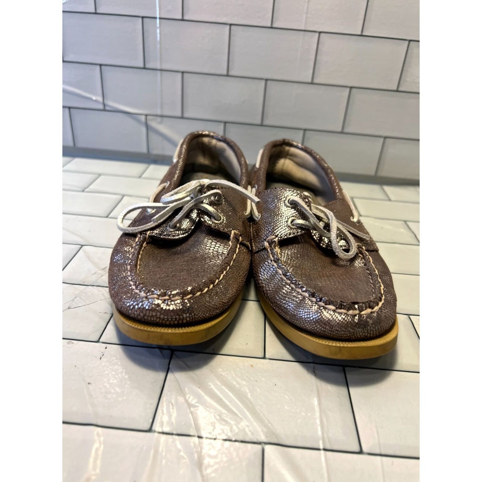 Sperry Sperry Top Siders STS90175 Boat Shoe Lace Up slip on loafer Women 6M Metallic glitter Size XS / US 0-2 / IT 36-38 - 2 Thumbnail