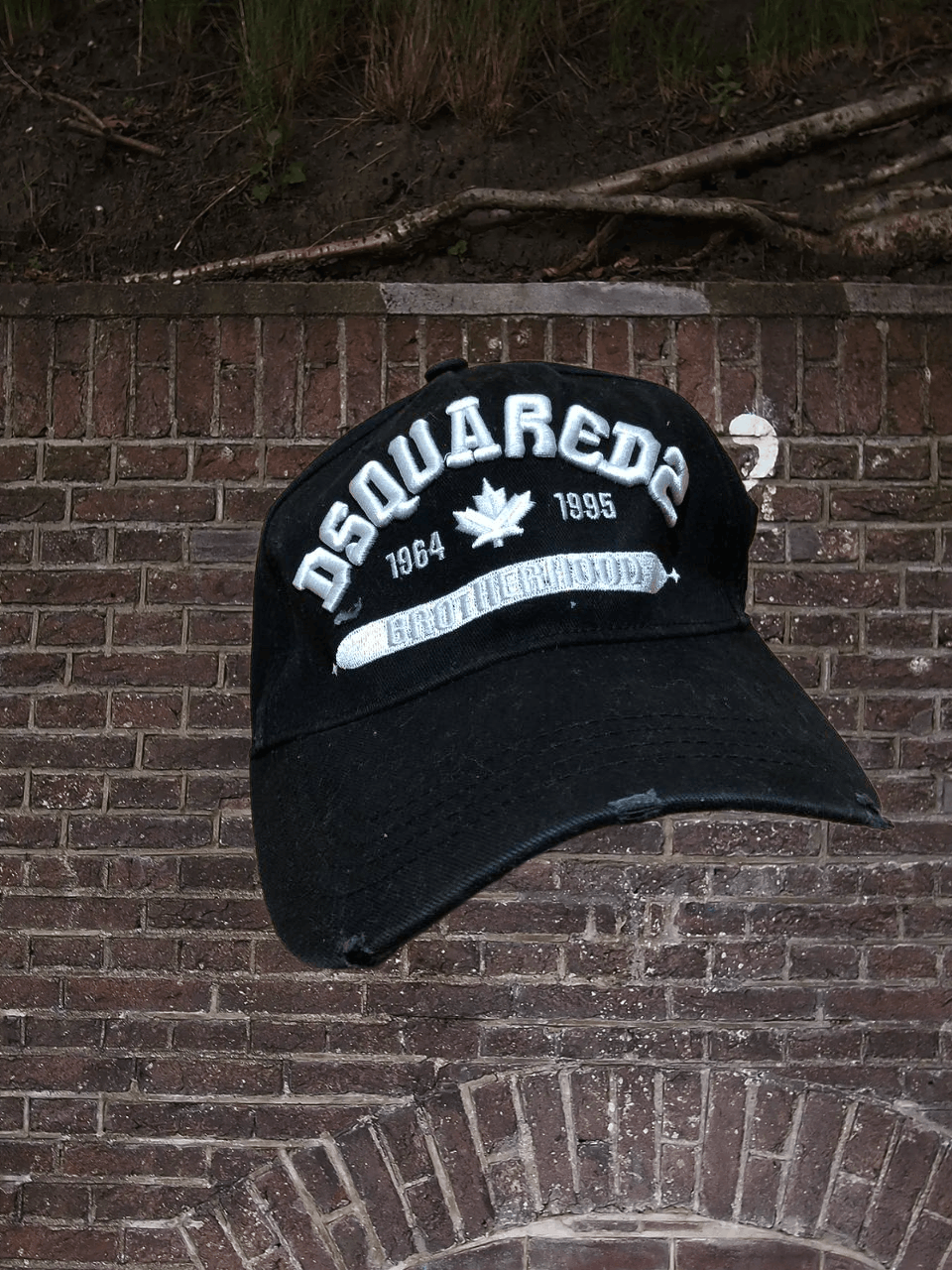 Dsquared2 Baseball Cap Hat Black DSQUARED Size ONE SIZE - 1 Thumbnail