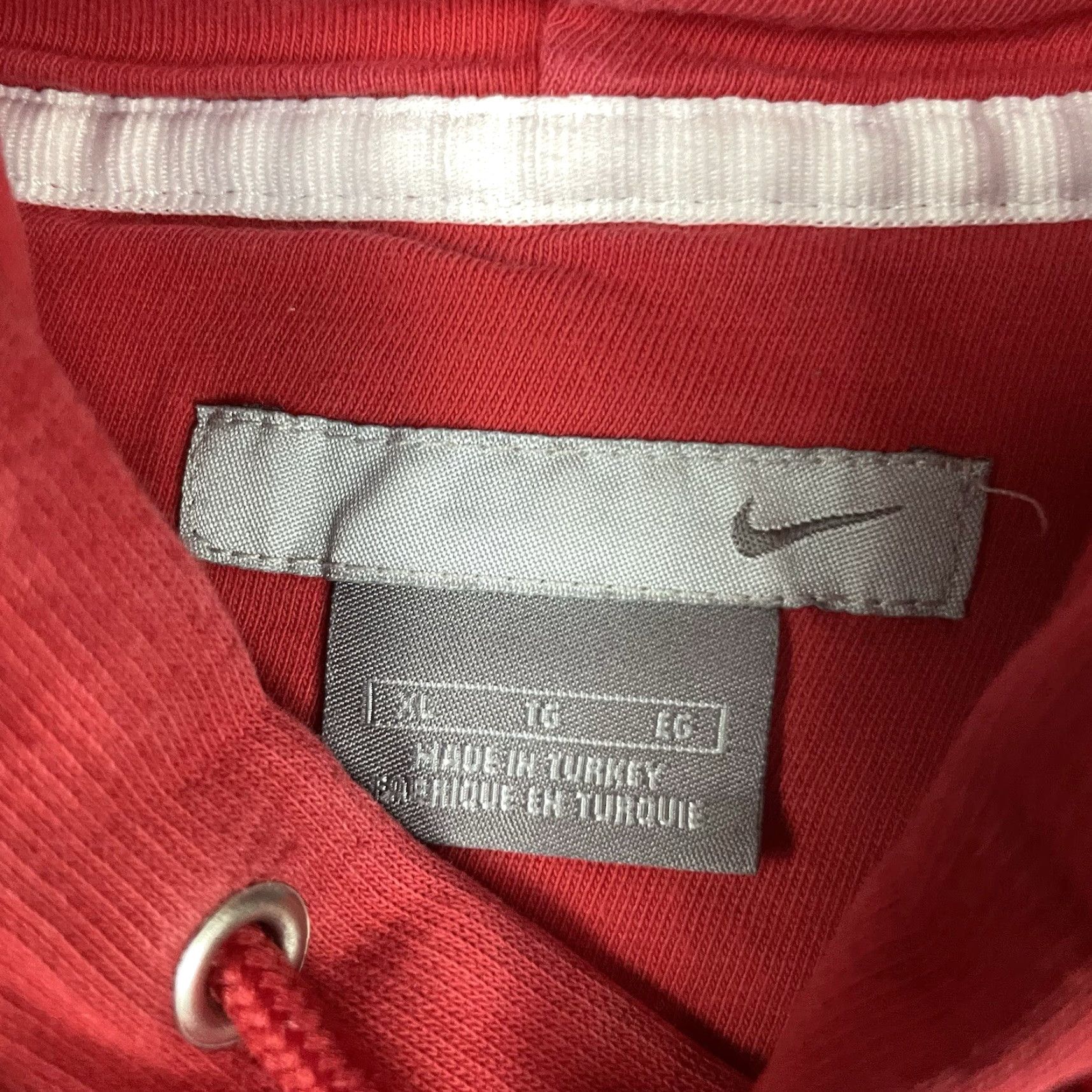 Nike VINTAGE Nike Sweatshirt Hoodie XL Red Swoosh Distressed Check Y2K Rare Vtg Logo Size US XL / EU 56 / 4 - 4 Thumbnail