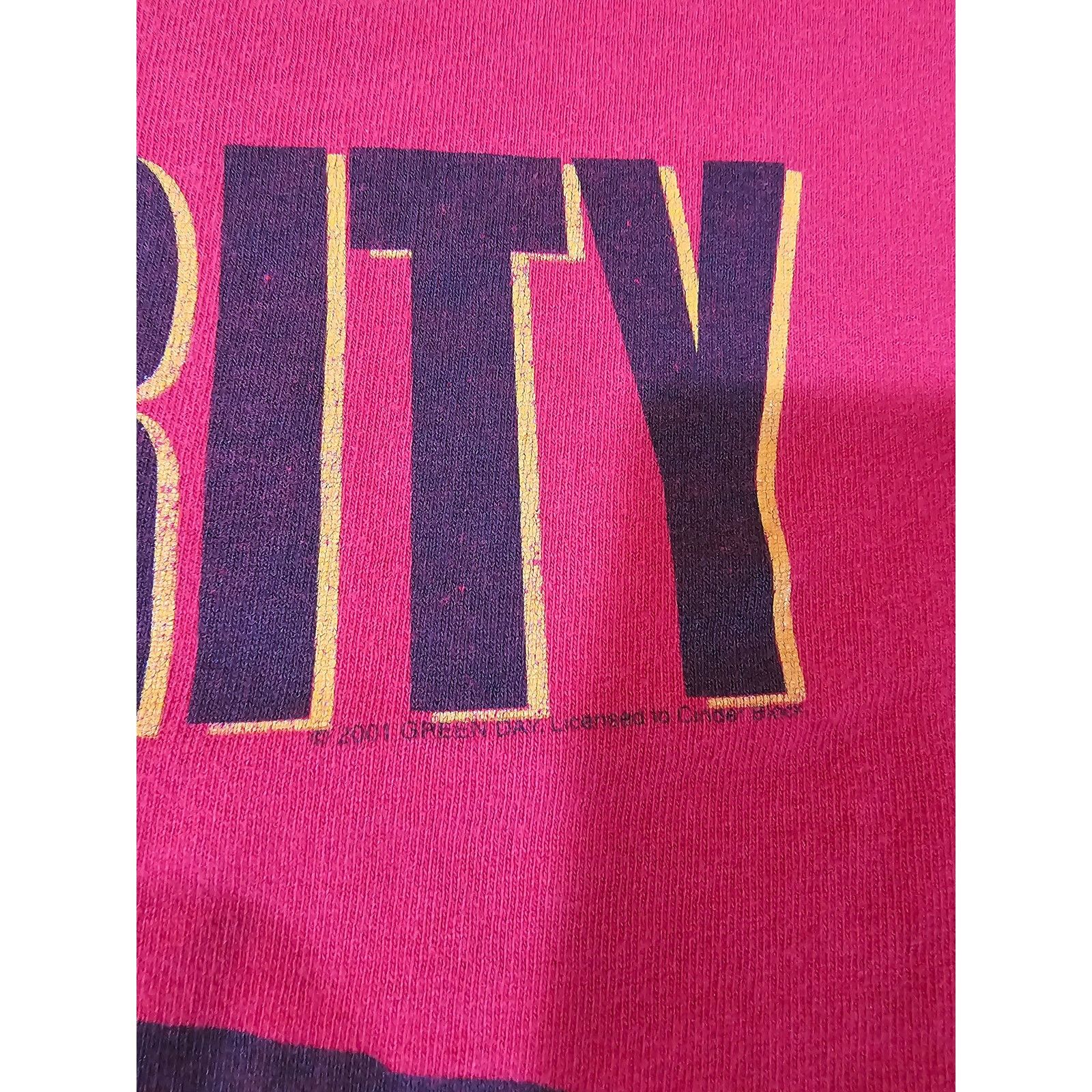 Gildan Green Day Minority 2001 T-Shirt Red Black Sz L Size US L / EU 52-54 / 3 - 3 Thumbnail