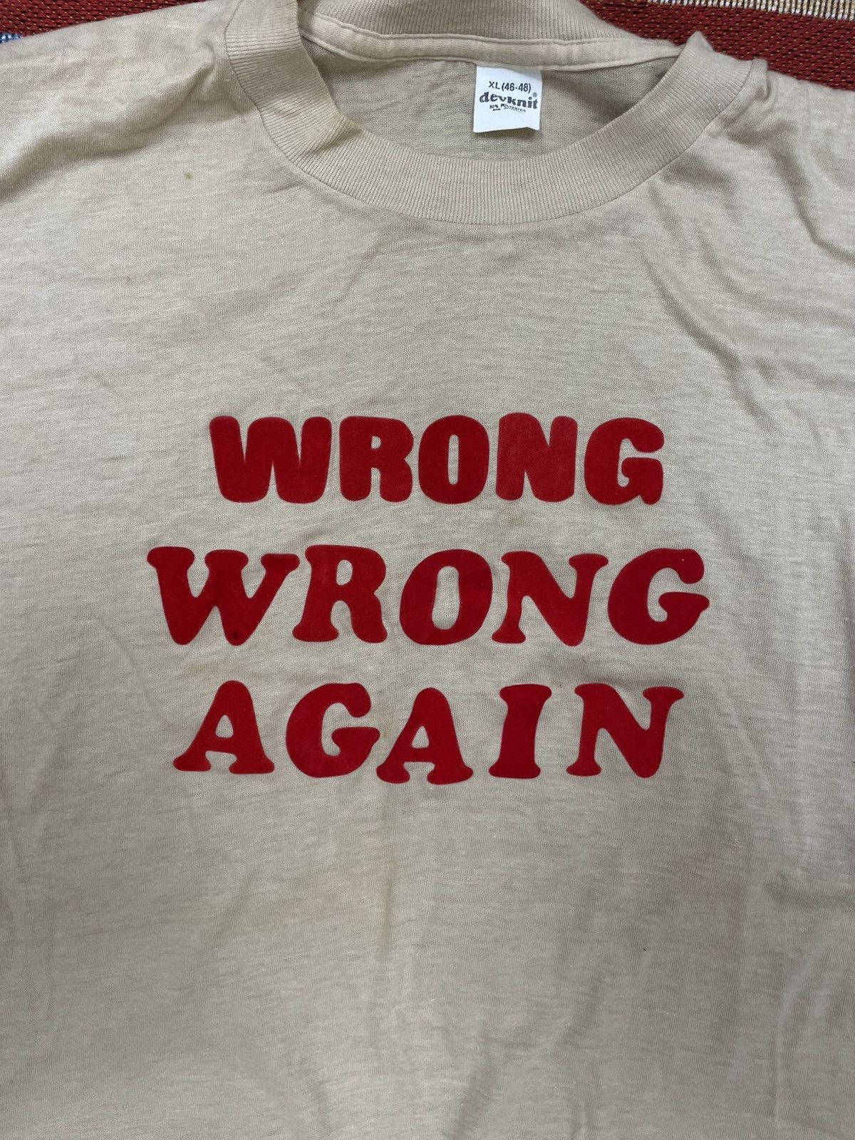 Vintage *RARE* Vintage 70s WRONG WRONG AGAIN FUNNY T-SHIRT Size US XL / EU 56 / 4 - 2 Thumbnail