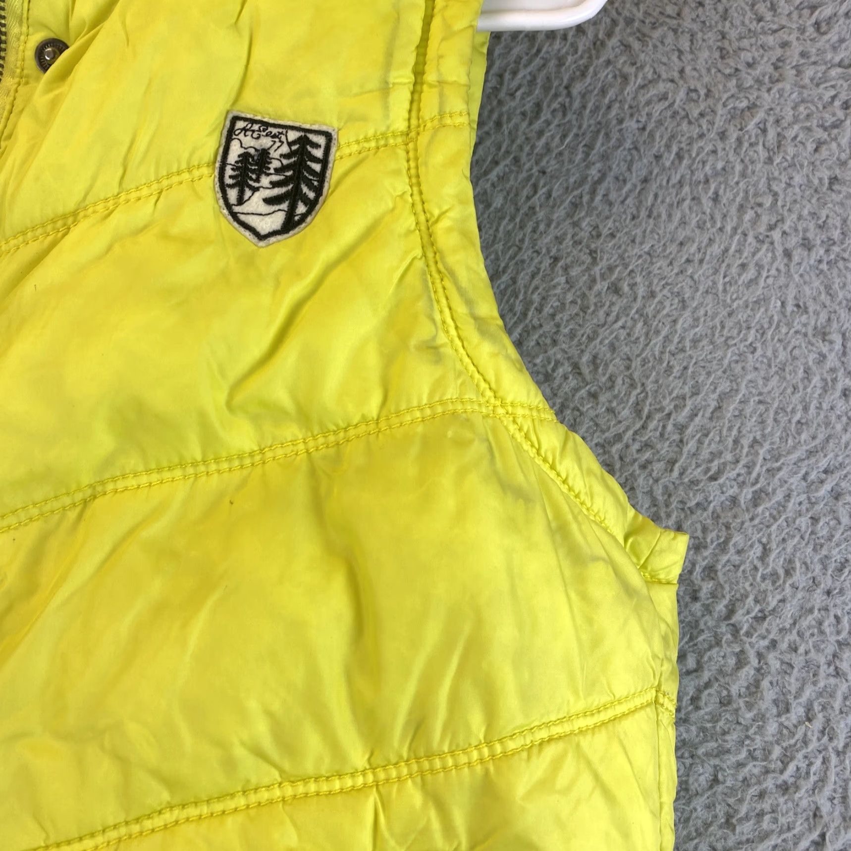 Vintage **American Eagle Women's Hooded Vest M Yellow Zip Sleeveless** User: **Women's American Eagle Hooded Vest M Yellow Zip Sleeveless** Size M / US 6-8 / IT 42-44 - 3 Thumbnail