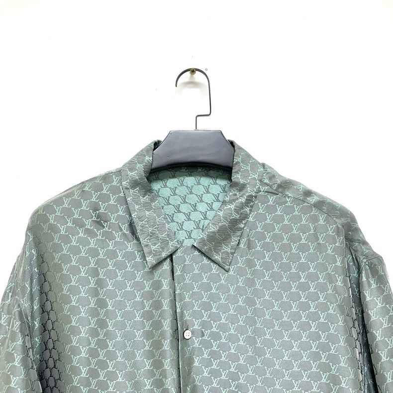 Louis Vuitton Louis Vuitton size 5l Full logo jacquard Cuban collar short Size US M / EU 48-50 / 2 - 7 Thumbnail