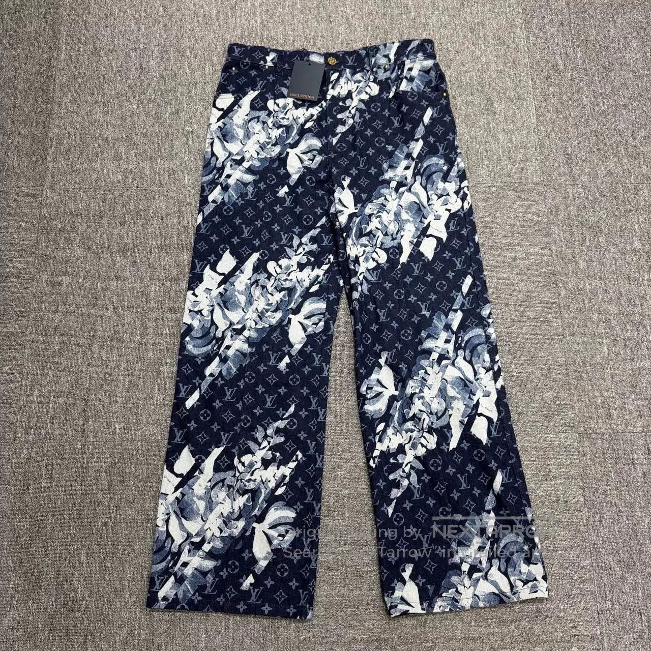 Louis Vuitton louis vuitton floral denim pants size 33. Size US 33 - 1 Thumbnail