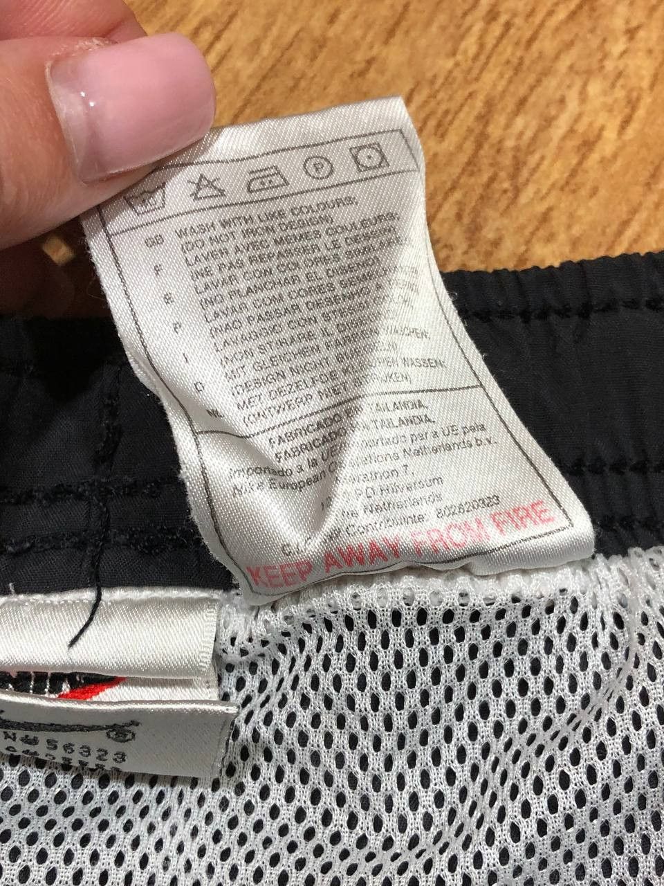 Nike × Vintage Mens vintage Nike shorts rare streetwear y2k Size US 30 / EU 46 - 5 Thumbnail