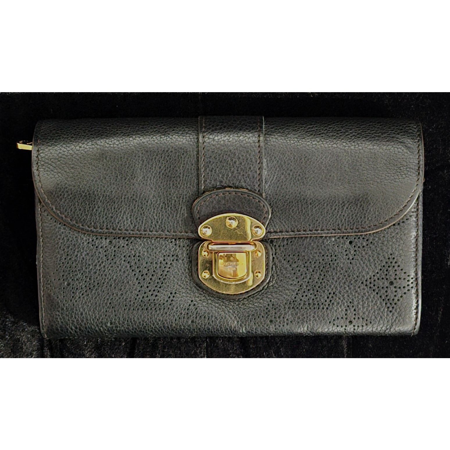 Louis Vuitton Louis Vuitton Mahina Amelia Black Gold Hardware Long Wallet Size ONE SIZE - 1 Thumbnail