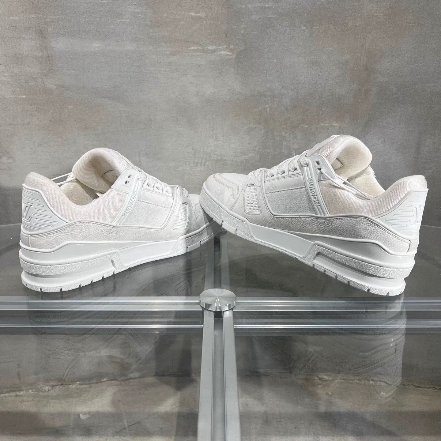 Louis Vuitton LV Trainer White All Over Print UK6/40 New, tried on only Size US 7 / EU 40 - 5 Thumbnail