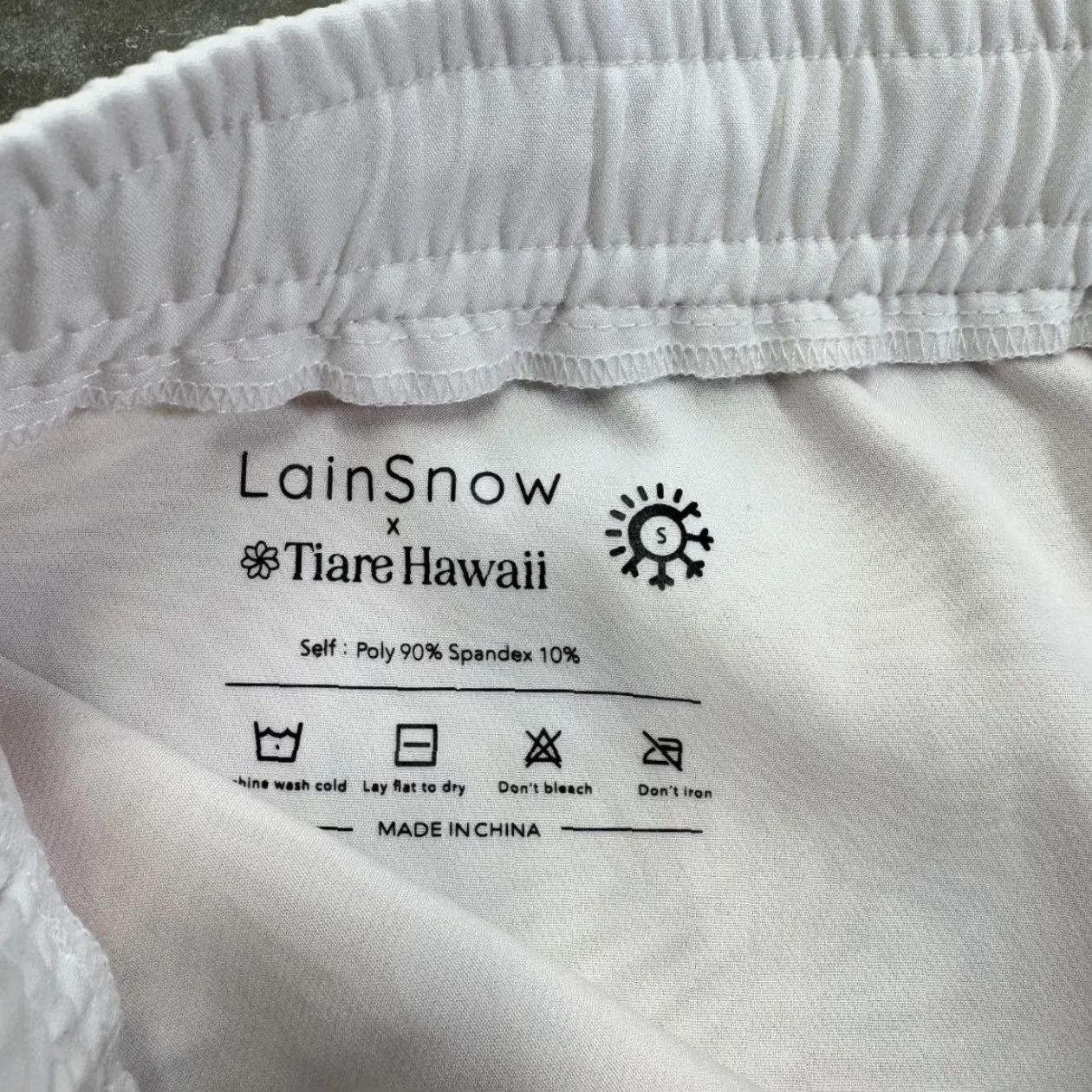 Vintage LainSnow x Tiare Hawaii Shorts Mens Small Floral Leaf Board Swim Trunks Pool Tropical Hawaii Summer Size US 29 - 4 Thumbnail
