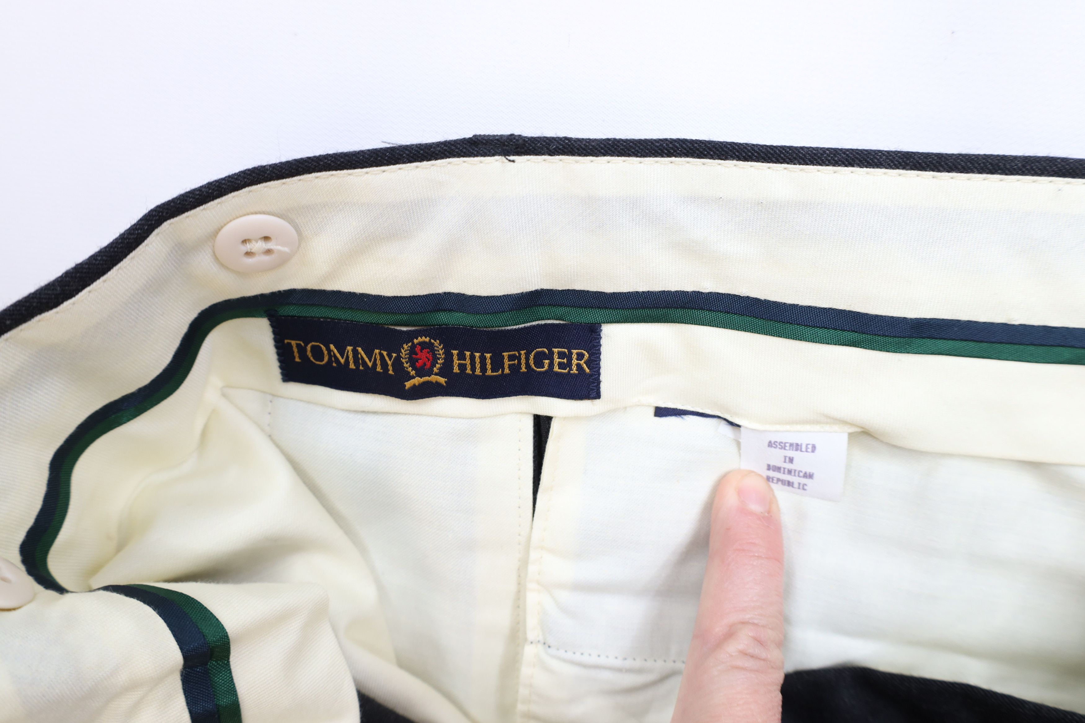 Tommy Hilfiger × Vintage Vintage 90s Tommy Hilfiger Wool Chino Pants Charcoal Gray Size US 40 / EU 56 - 8 Thumbnail