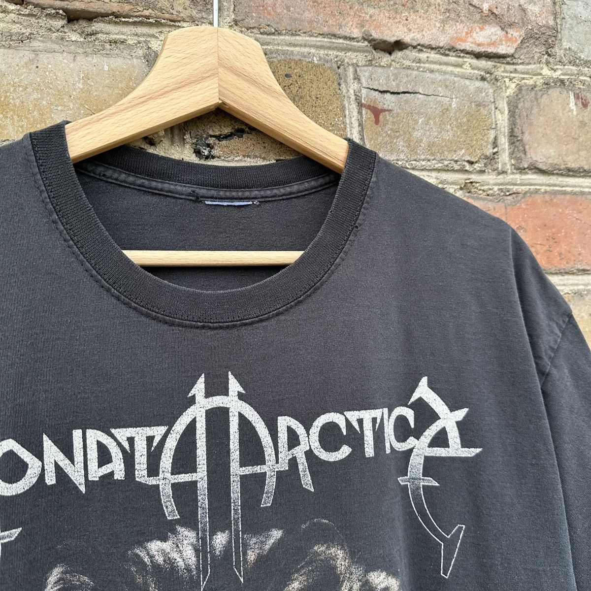 Band Tees Sonata Arctica Vintage 00s T-Shirt Band Destroyed L Merch Size US L / EU 52-54 / 3 - 2 Thumbnail