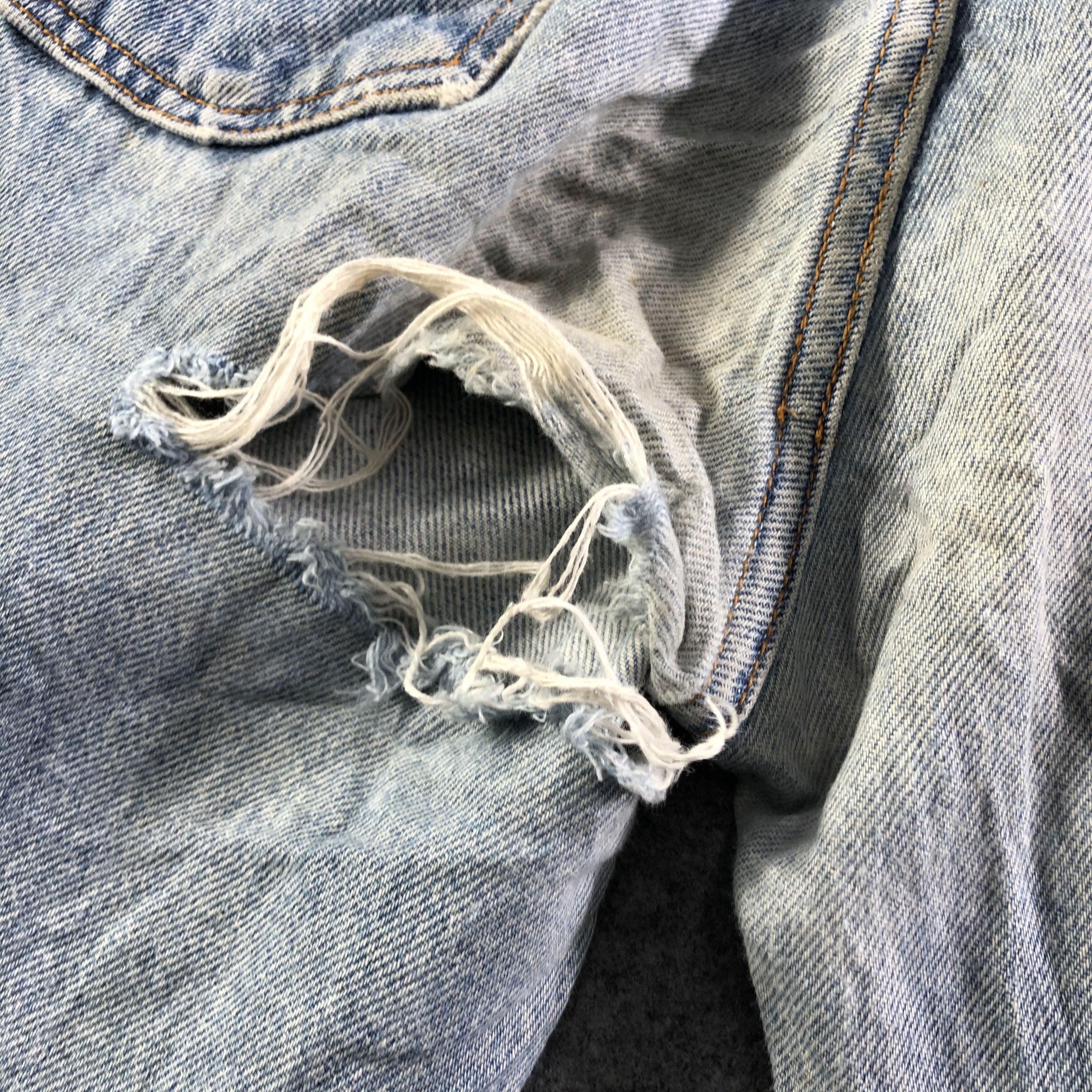 Levi's Vintage Light Wash Levis 505 Jeans-J4533 Size US 29 - 7 Thumbnail