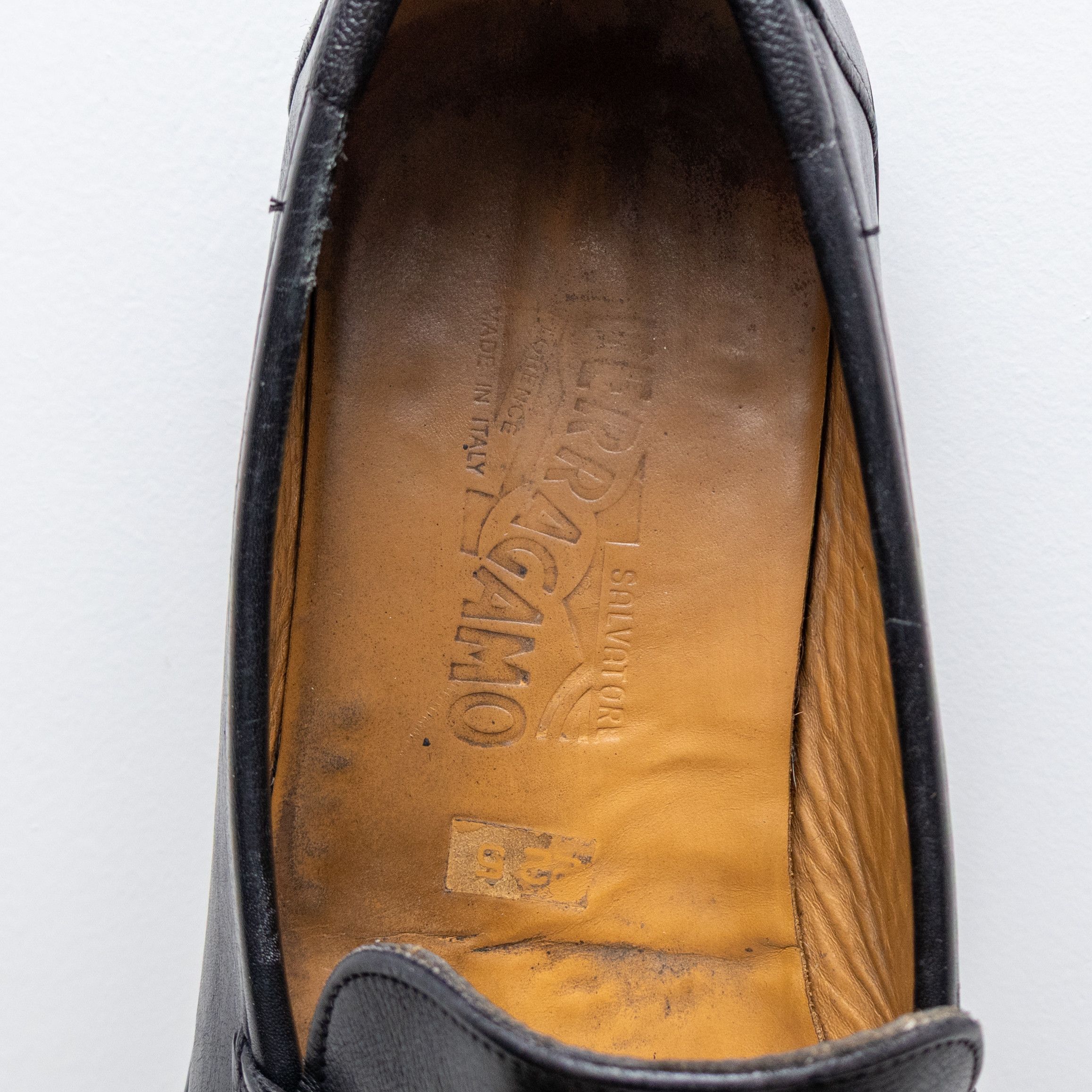 Salvatore Ferragamo SALVATORE FERRAGAMO Black Leather Lug Sole Loafers Sz 10 EE Size US 10 / EU 43 - 9 Thumbnail