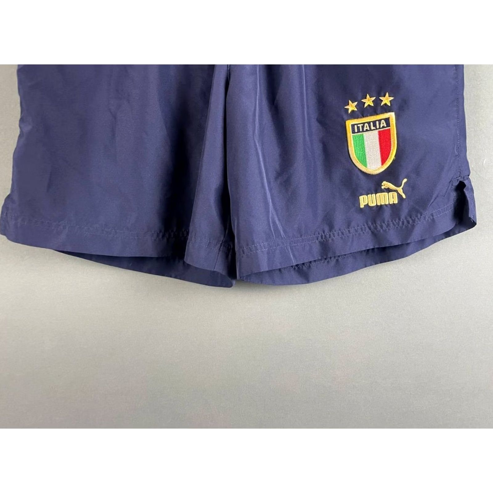 Puma PUMA Mens Italy Training Shorts Blue Polyester Elastic Waist Slash Pocket L Redesign Not Soft? Size US 33 - 7 Thumbnail