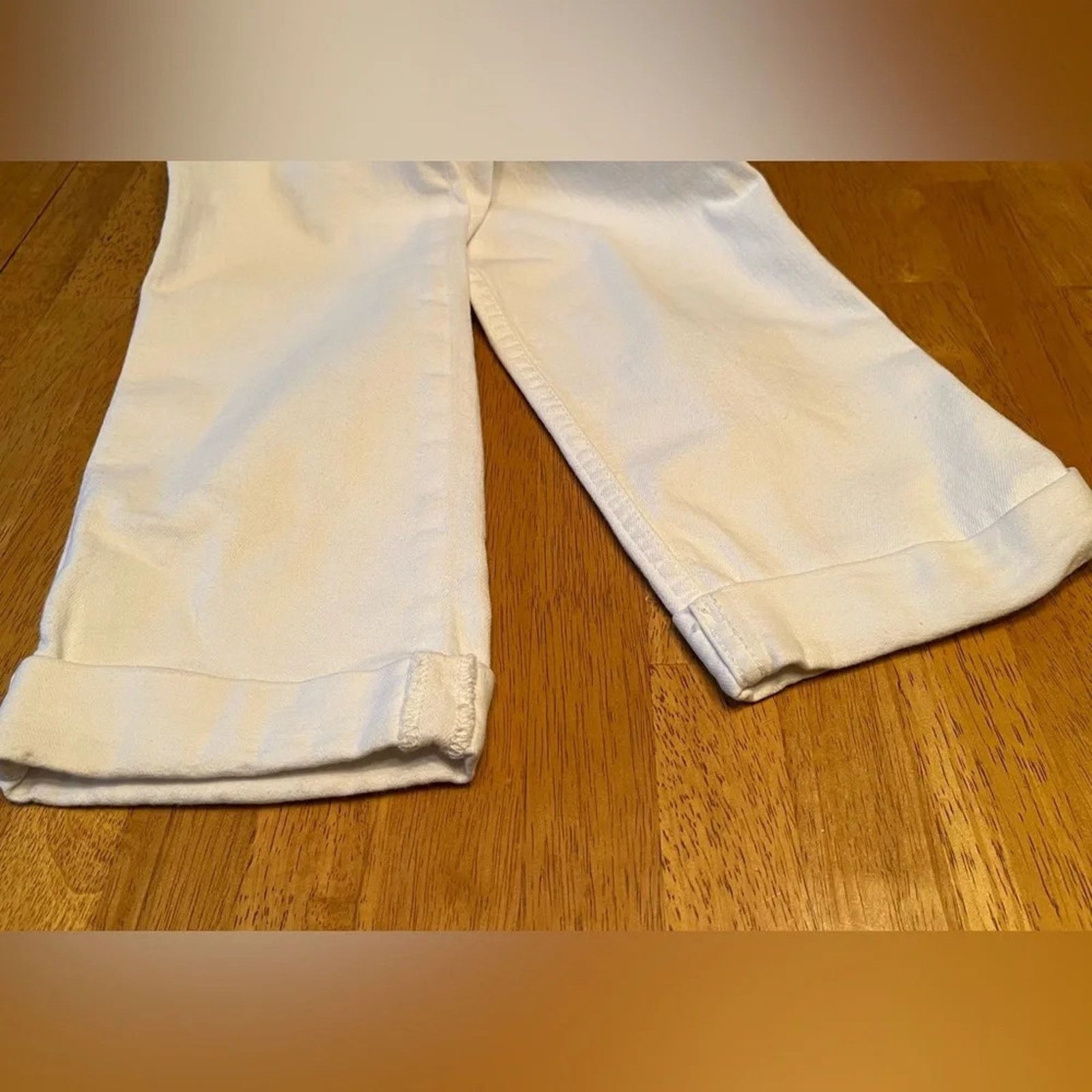 Hudson Hudson Bacara Crop Straight Cuffed jeans, white, size 29. Size 29" - 2 Thumbnail