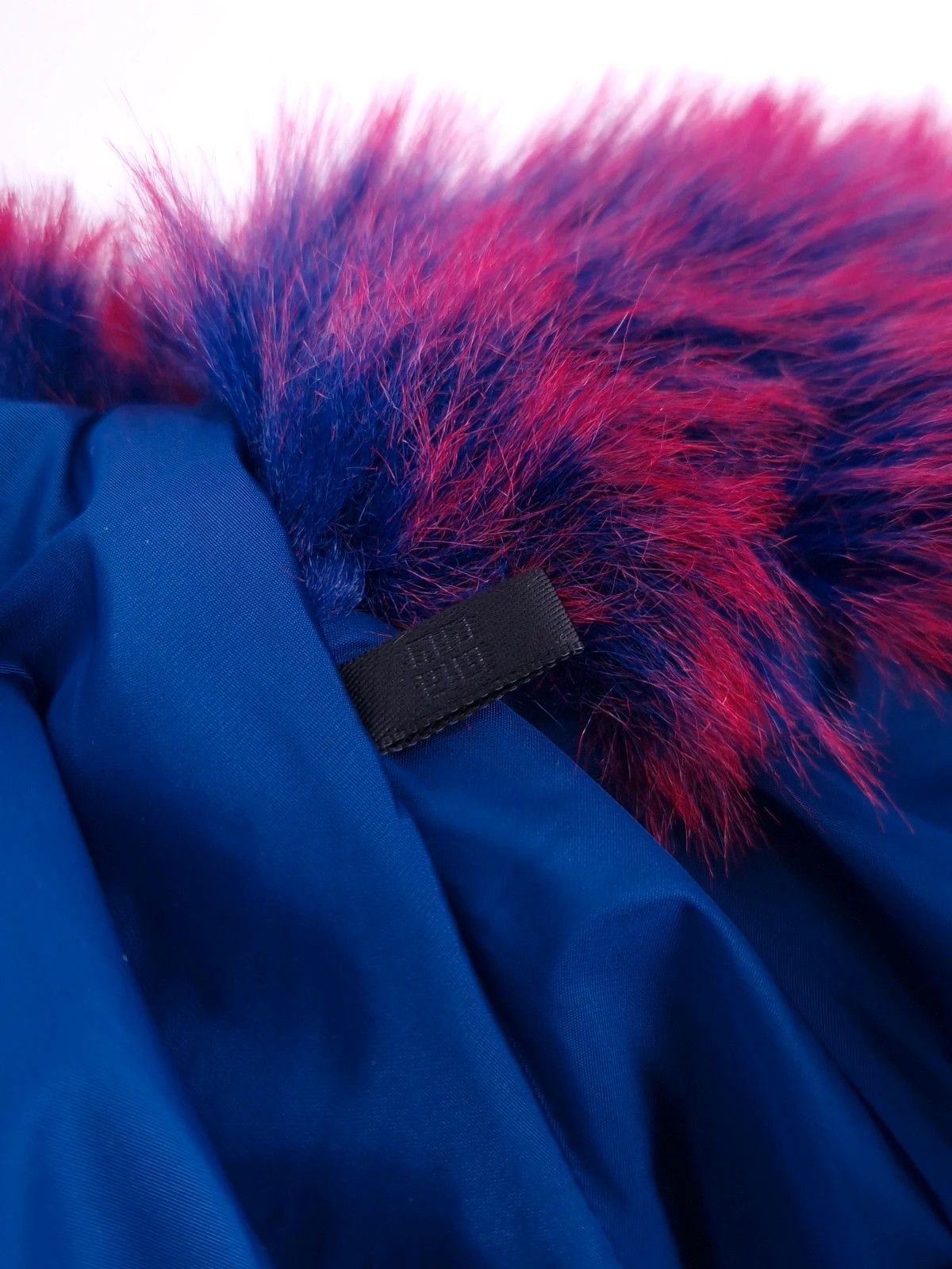 Givenchy Hooded Givenchy faux fur bomber jacket Size US M / EU 48-50 / 2 - 13 Thumbnail