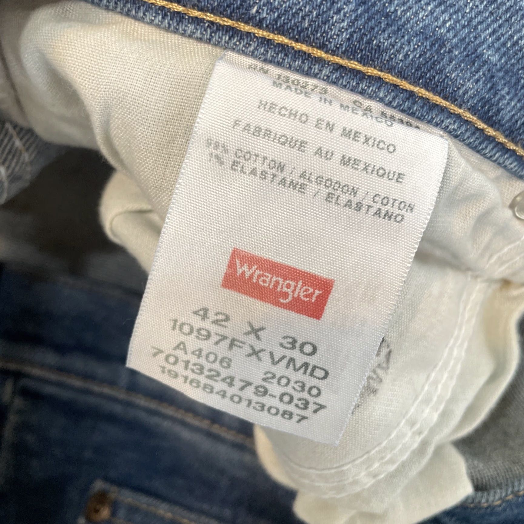Wrangler VINTAGE Wrangler Men's Jeans Relaxed Fit 42x30 Blue Cowboy Denim Cotton Blend 90s Straight Size US 42 / EU 58 - 3 Thumbnail
