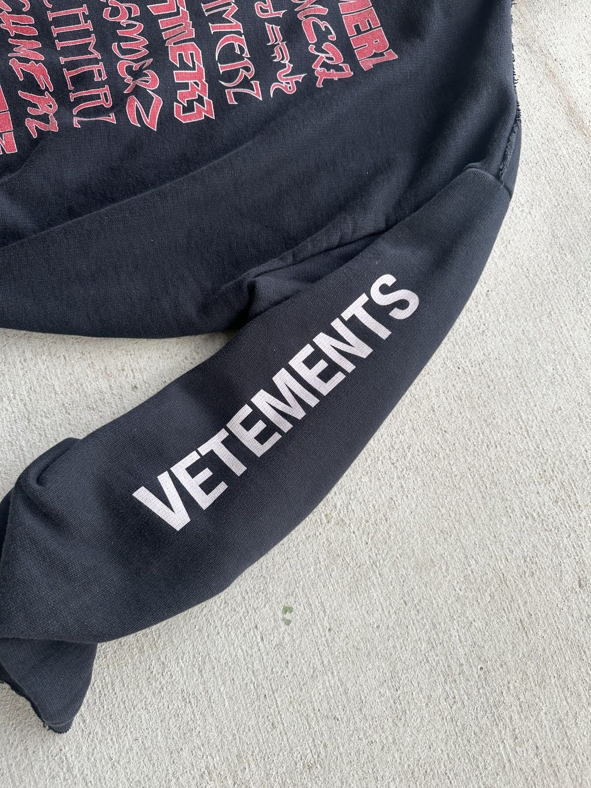 Vetements Vetements Zurich Hoodie Size US M / EU 48-50 / 2 - 4 Thumbnail