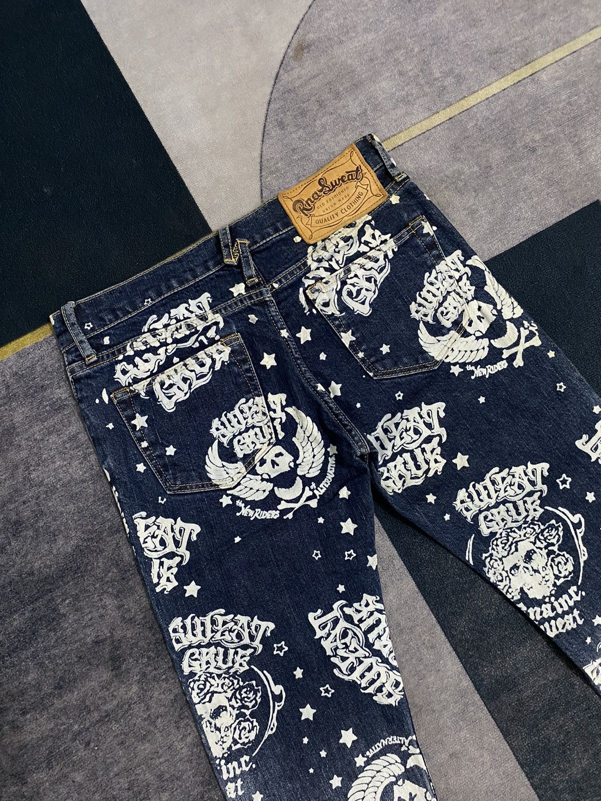 Hysteric Glamour RNAC SWT SKULL PRINT BOOT CUT DENIM PANTS Size US 29 - 4 Thumbnail
