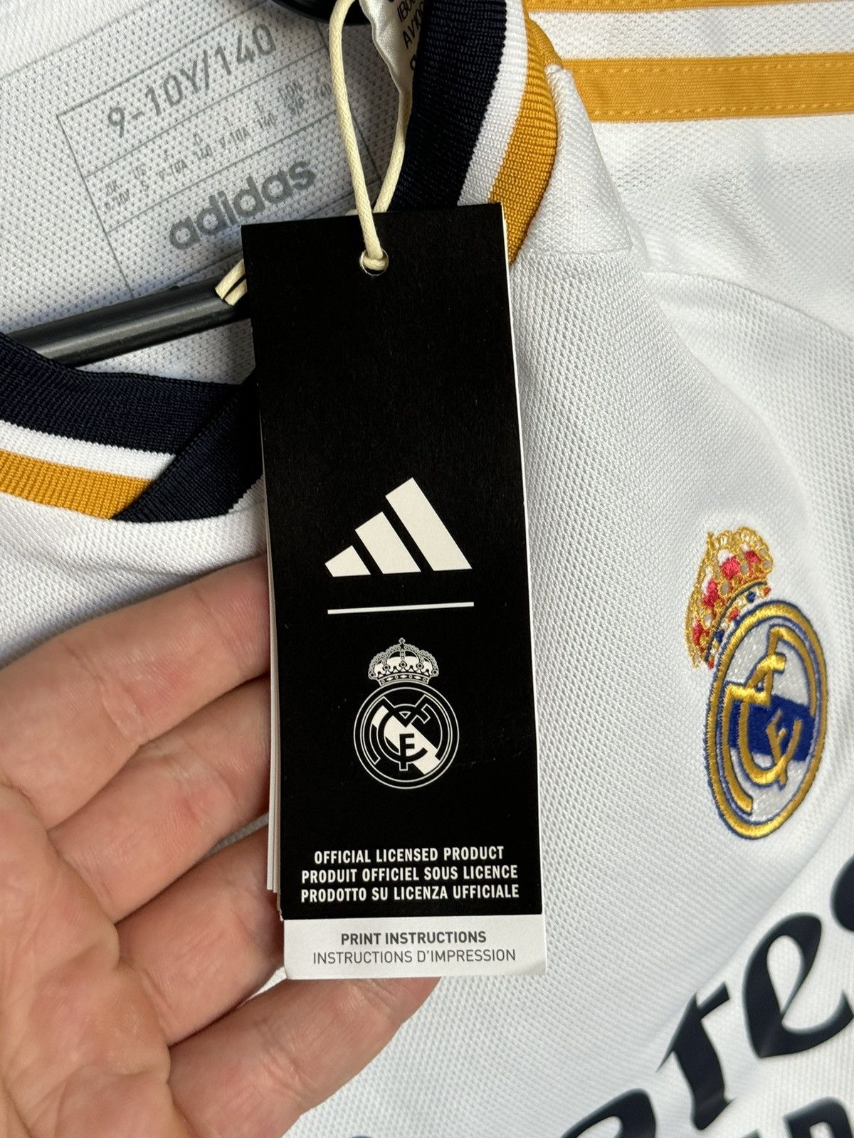 Adidas KIDS New Real Madrid 23/24 Home Ronaldo Football Jersey Size US XS / EU 42 / 0 - 11 Thumbnail
