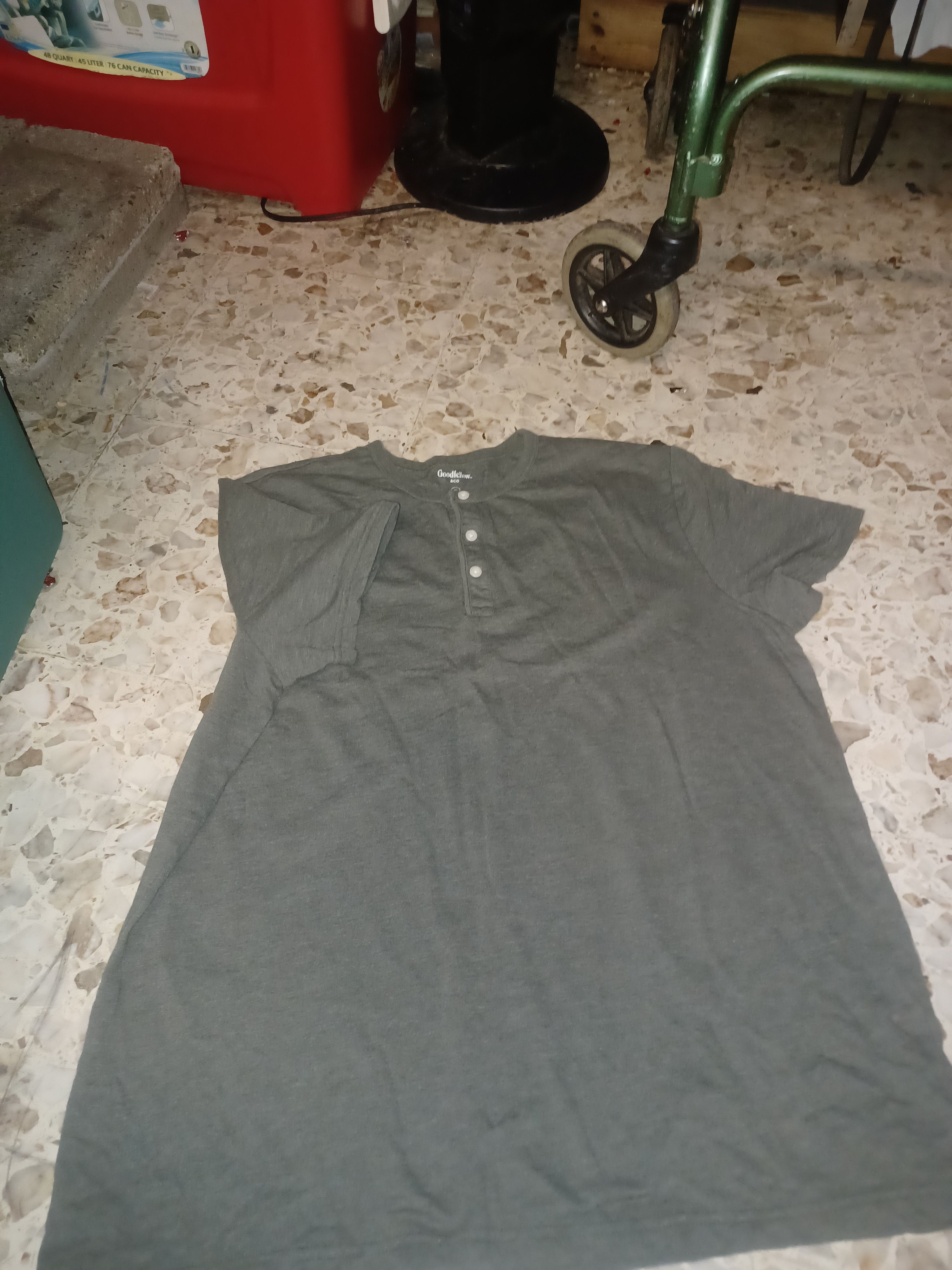 Other Goodfellow Men's Henley Tee XL Olive Green Size US XL / EU 56 / 4 - 1 Thumbnail