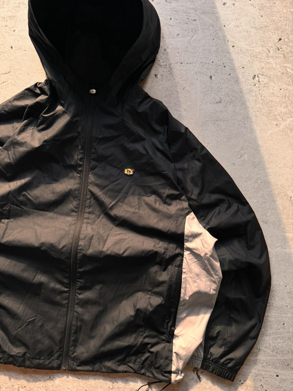 Nike × Nike ACG NIKE TN VINTAGE BASIC LOGO OVERSIZE NYLON LIGHT JACKET Size US L / EU 52-54 / 3 - 3 Thumbnail
