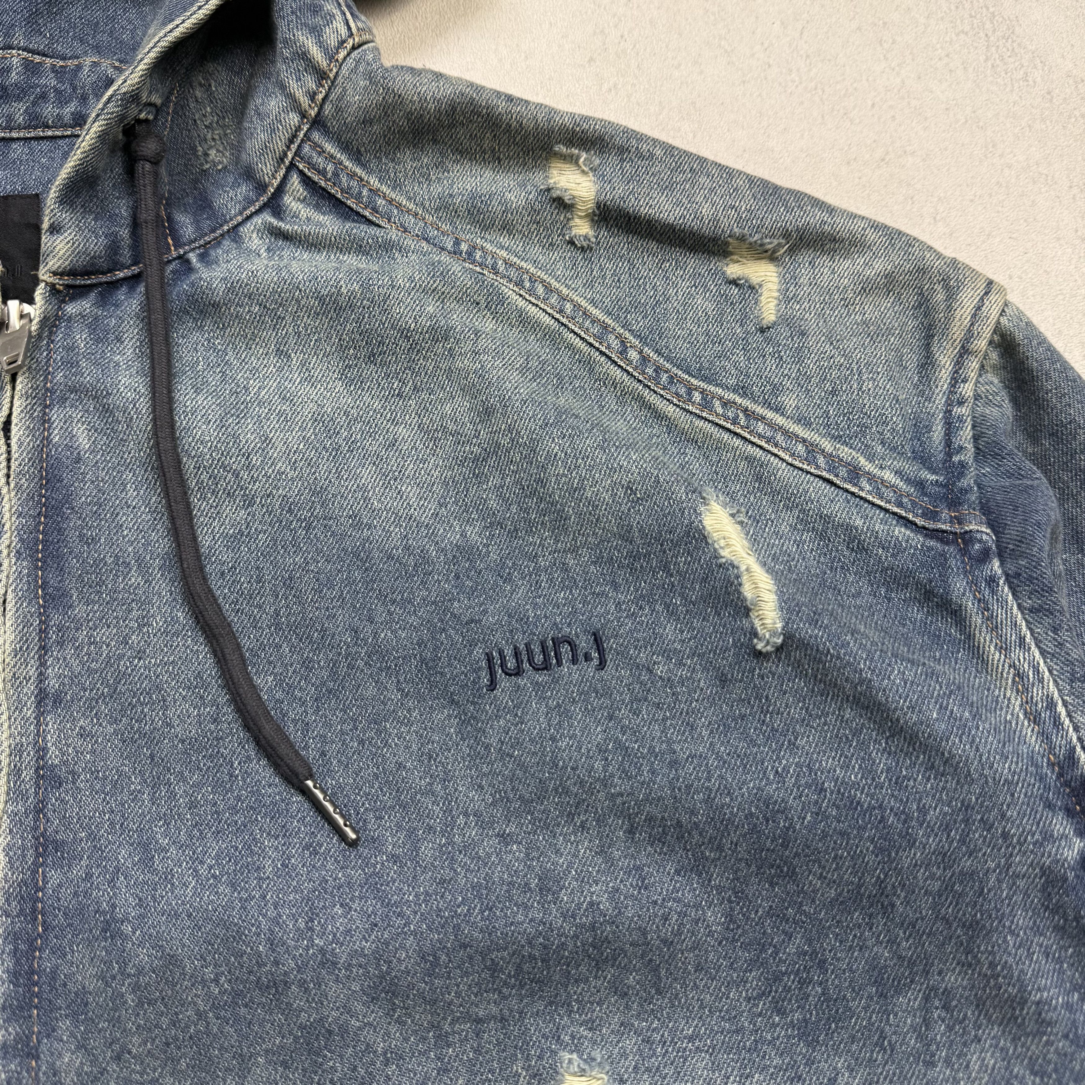 Juun.J Juun.J Distressed Denim Jacket Size US M / EU 48-50 / 2 - 5 Thumbnail